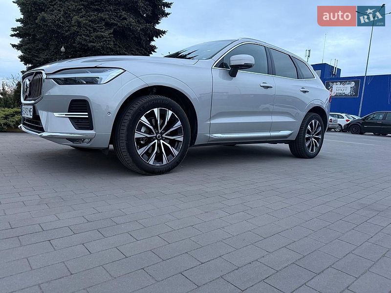 Внедорожник / Кроссовер Volvo XC60 2023 в Виннице
