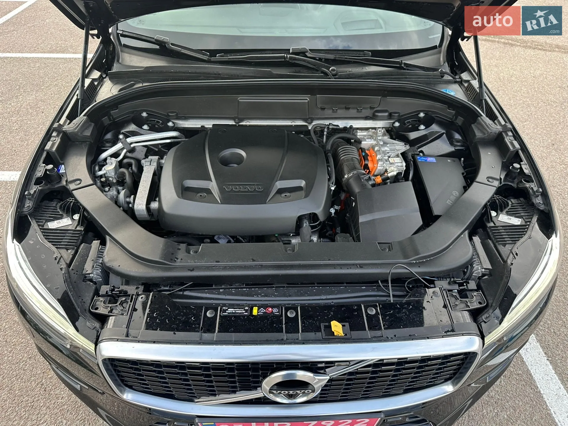 2018 Volvo XC60 - мініатюра 9