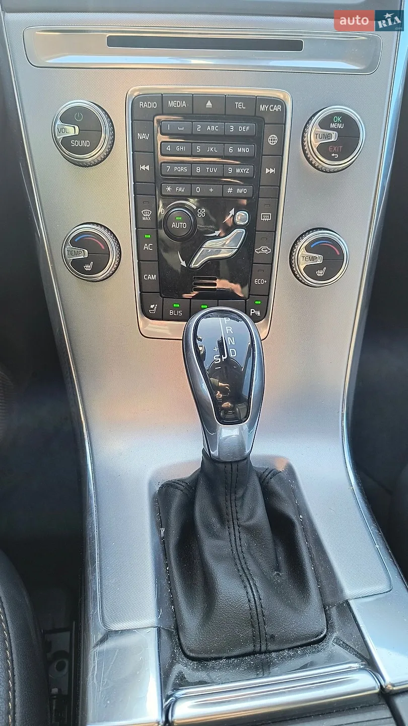 2017 Volvo XC60 - мініатюра 17