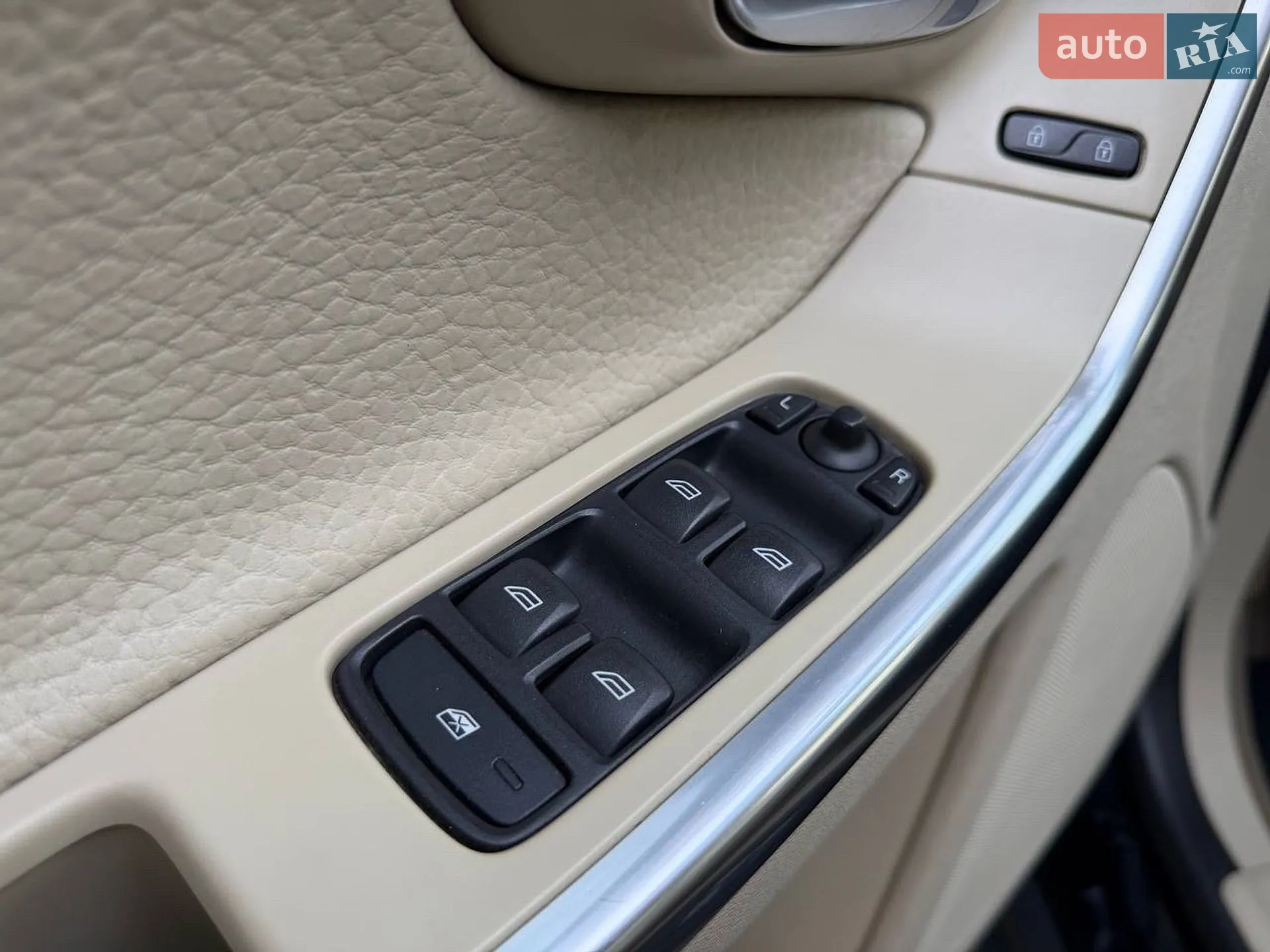 2011 Volvo XC60 - мініатюра 17