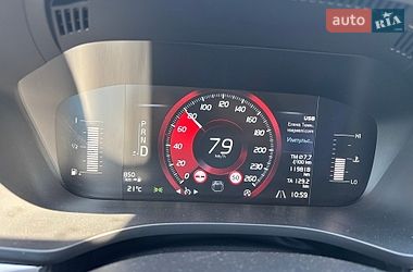 Внедорожник / Кроссовер Volvo XC60 2017 в Борисполе фото 4 Внедорожник / Кроссовер Volvo XC60 2017 в Борисполе
