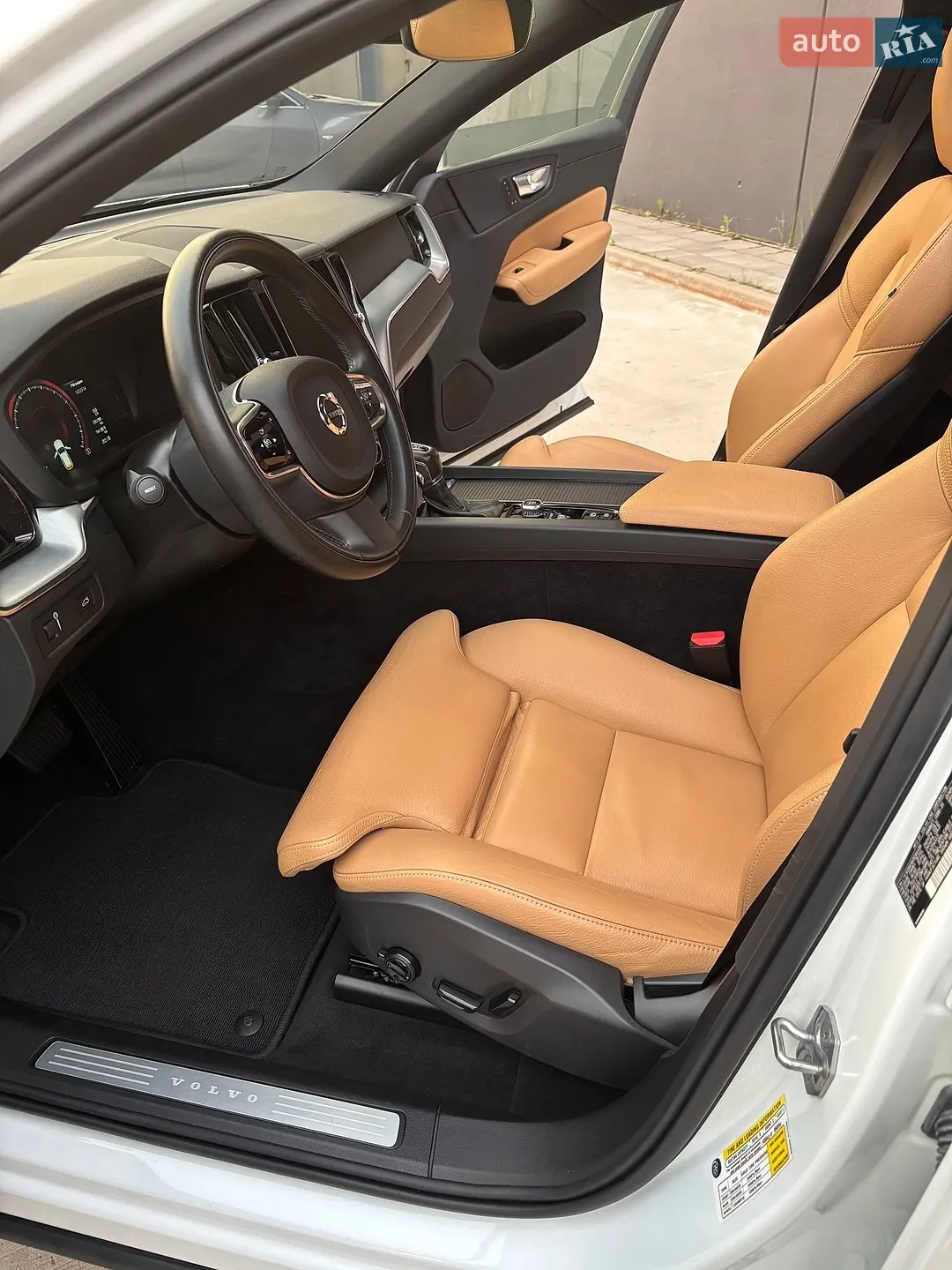 2018 Volvo XC60 - мініатюра 23