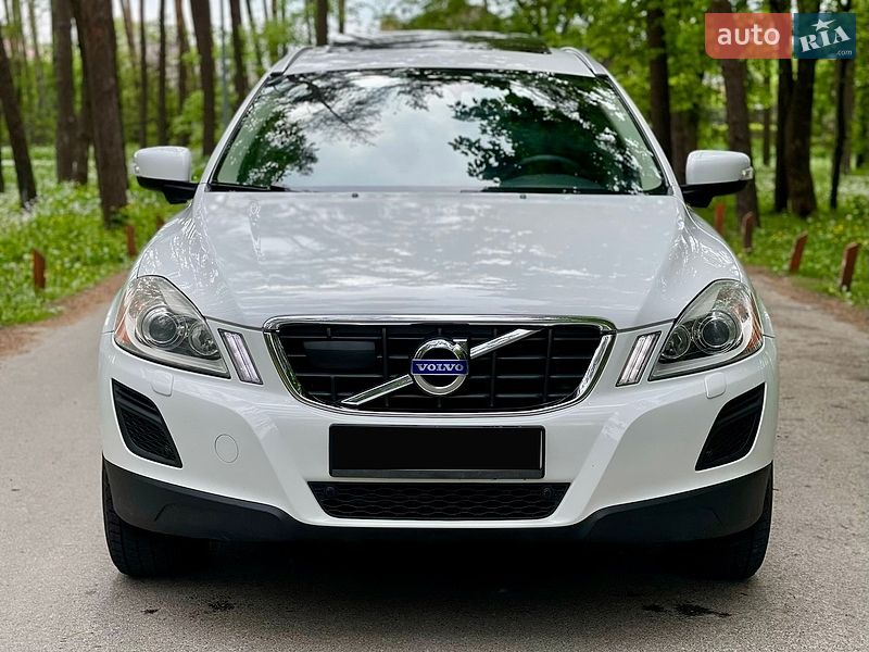 Позашляховик / Кросовер Volvo XC60 2012 в Києві