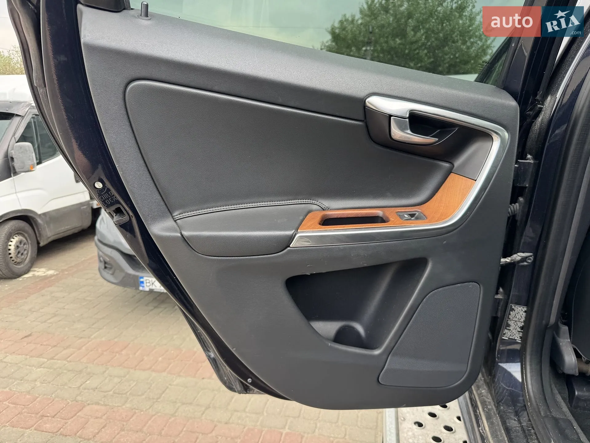 2017 Volvo XC60 - мініатюра 32