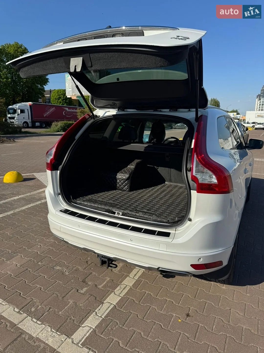 2015 Volvo XC60 - мініатюра 12