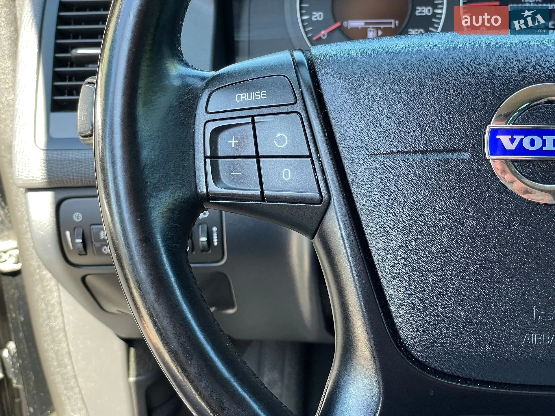 2010 Volvo XC60 - мініатюра 41