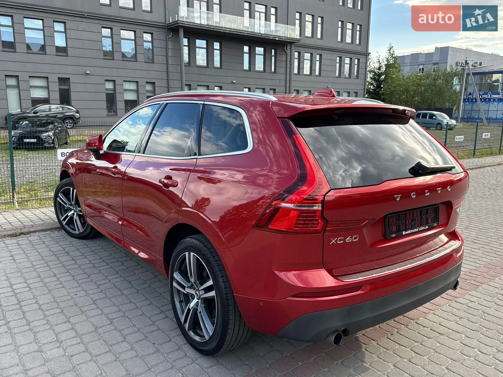2018 Volvo XC60 - мініатюра 15