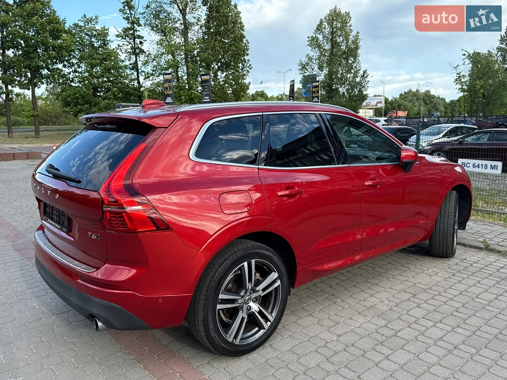2018 Volvo XC60 - мініатюра 17