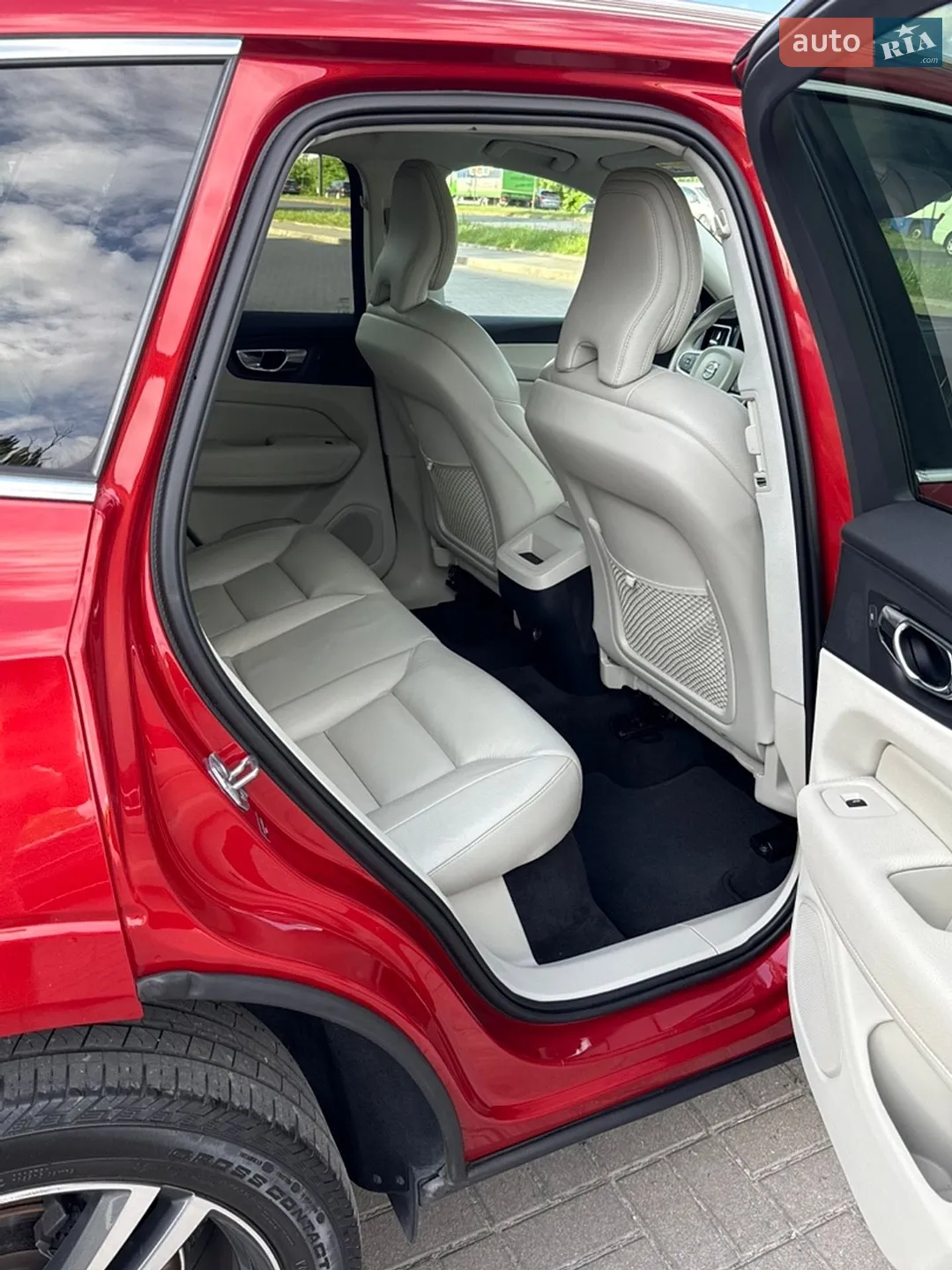 2018 Volvo XC60 - мініатюра 26