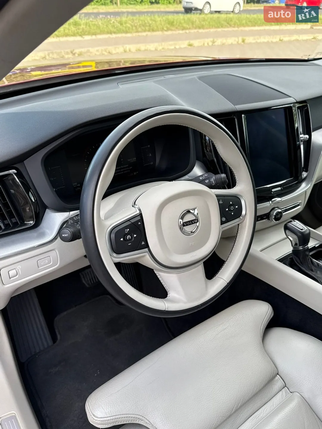 2018 Volvo XC60 - мініатюра 31