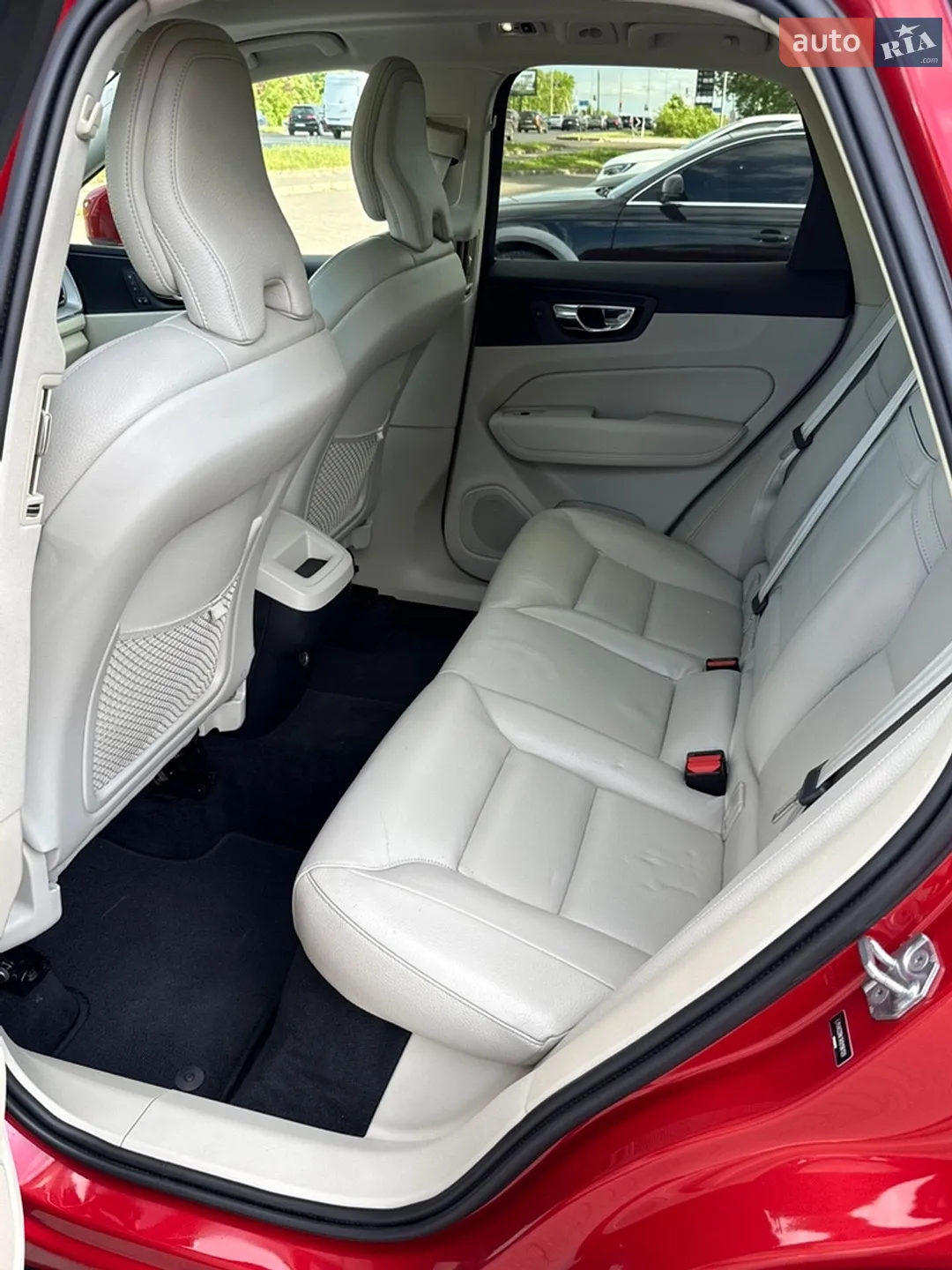 2018 Volvo XC60 - мініатюра 40