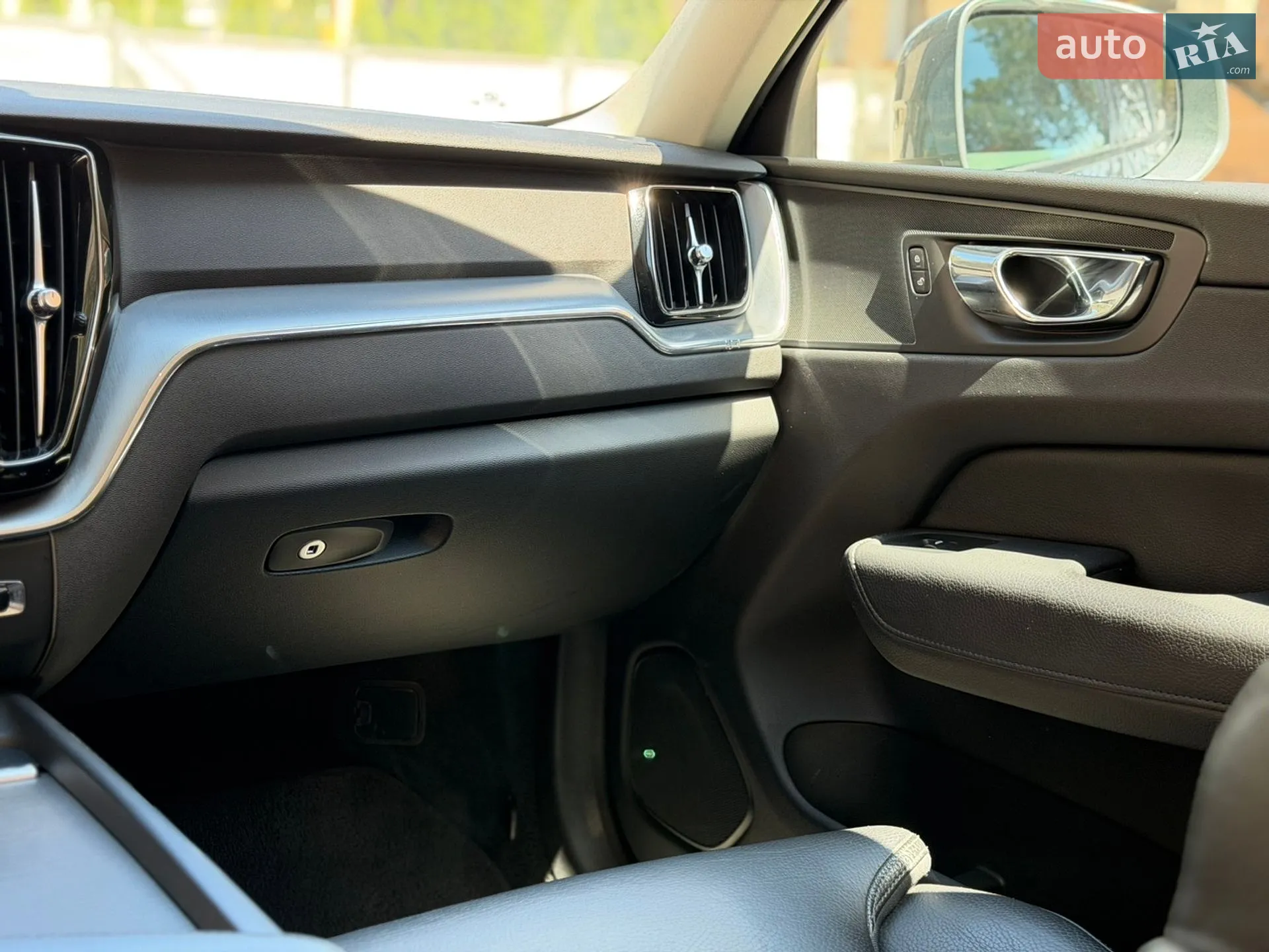 2019 Volvo XC60 - мініатюра 21