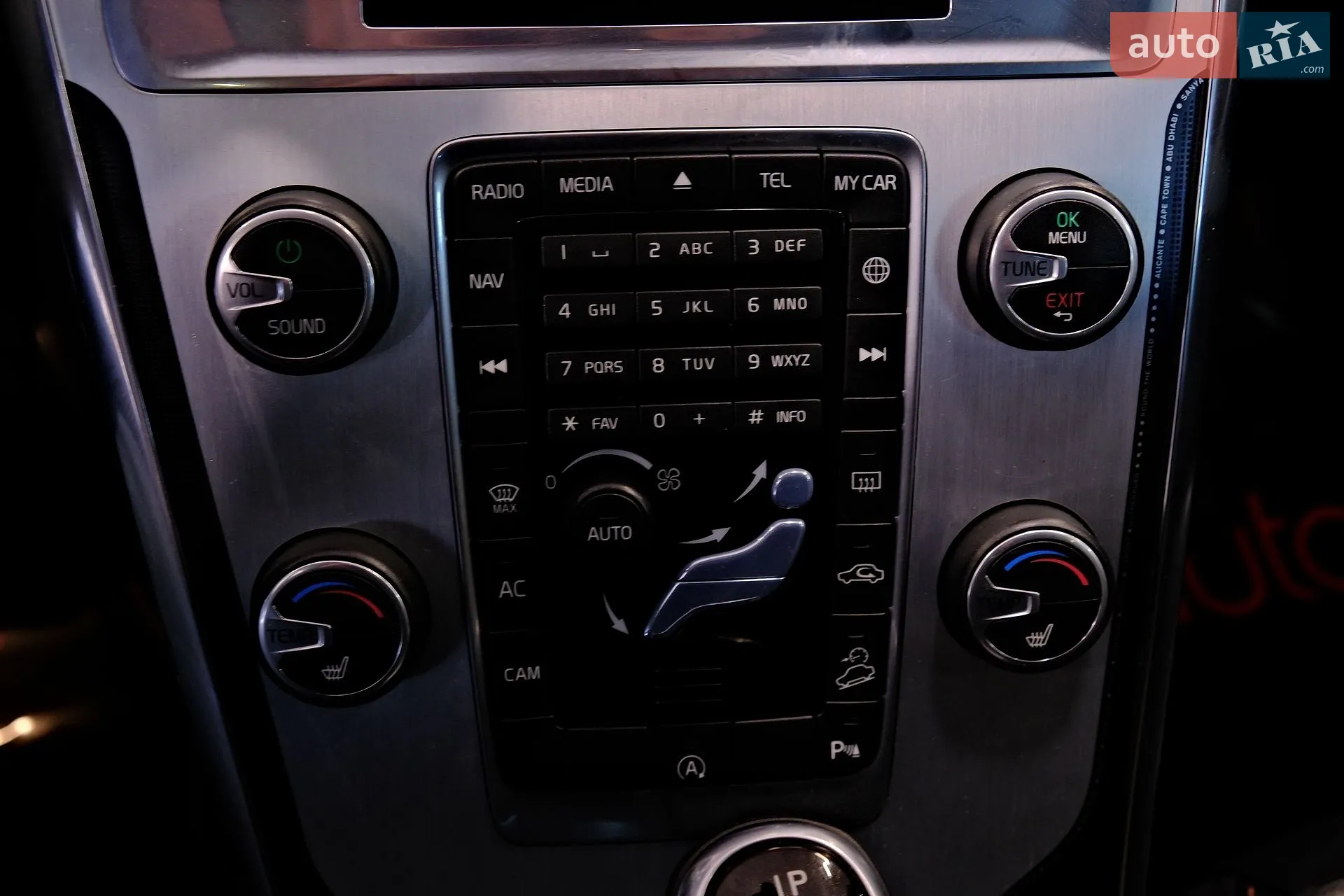 2016 Volvo XC60 - мініатюра 16