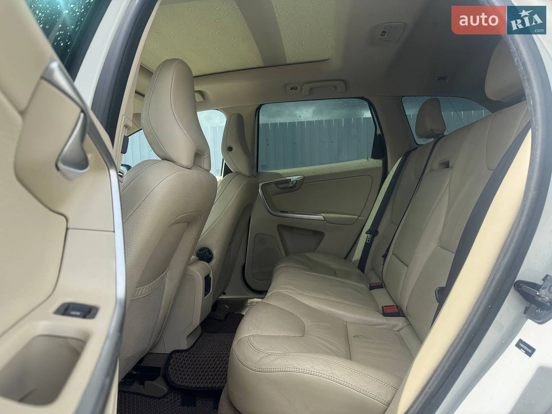 2010 Volvo XC60 - мініатюра 11