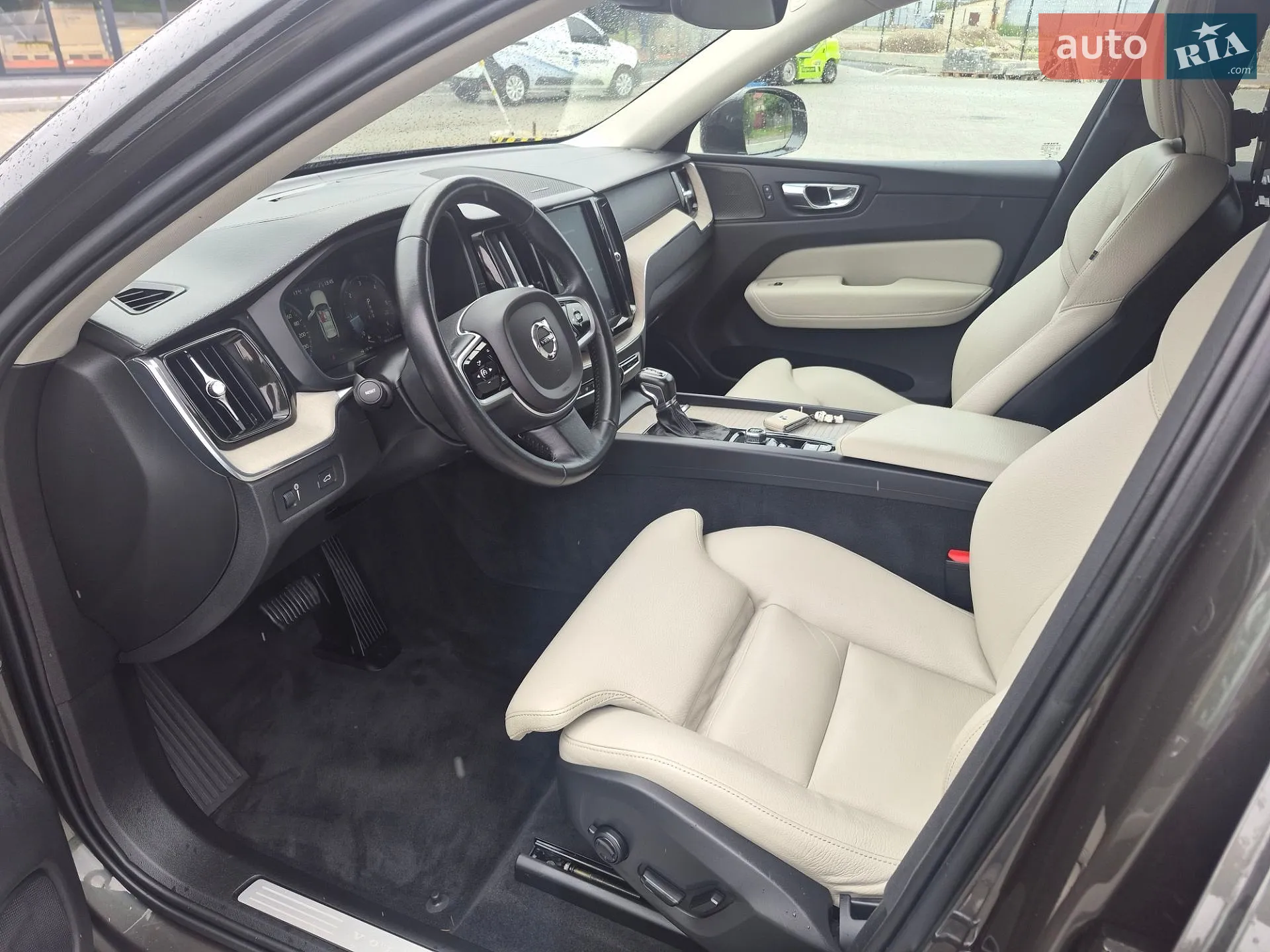 2018 Volvo XC60 - мініатюра 11