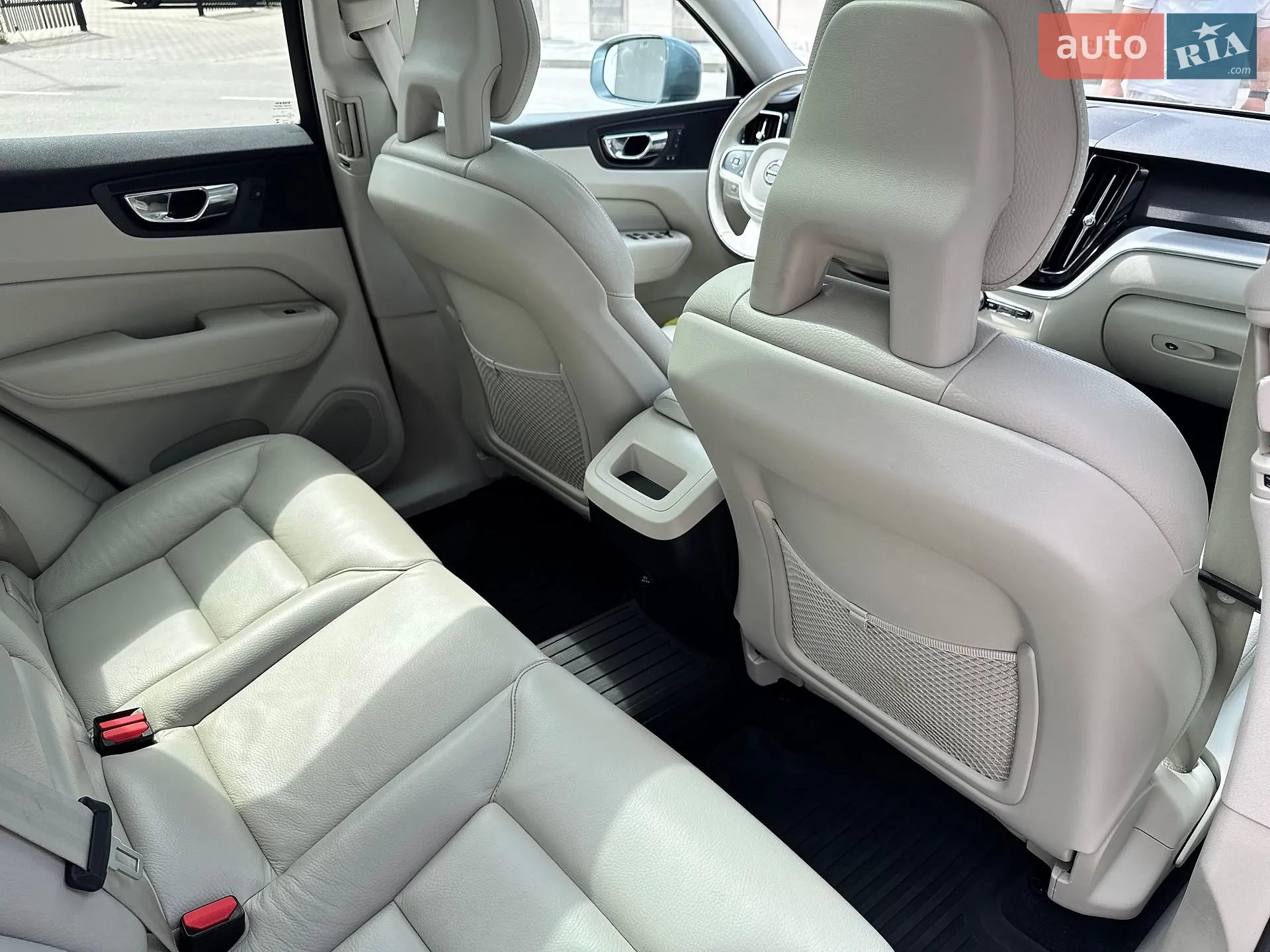 2018 Volvo XC60 - мініатюра 21