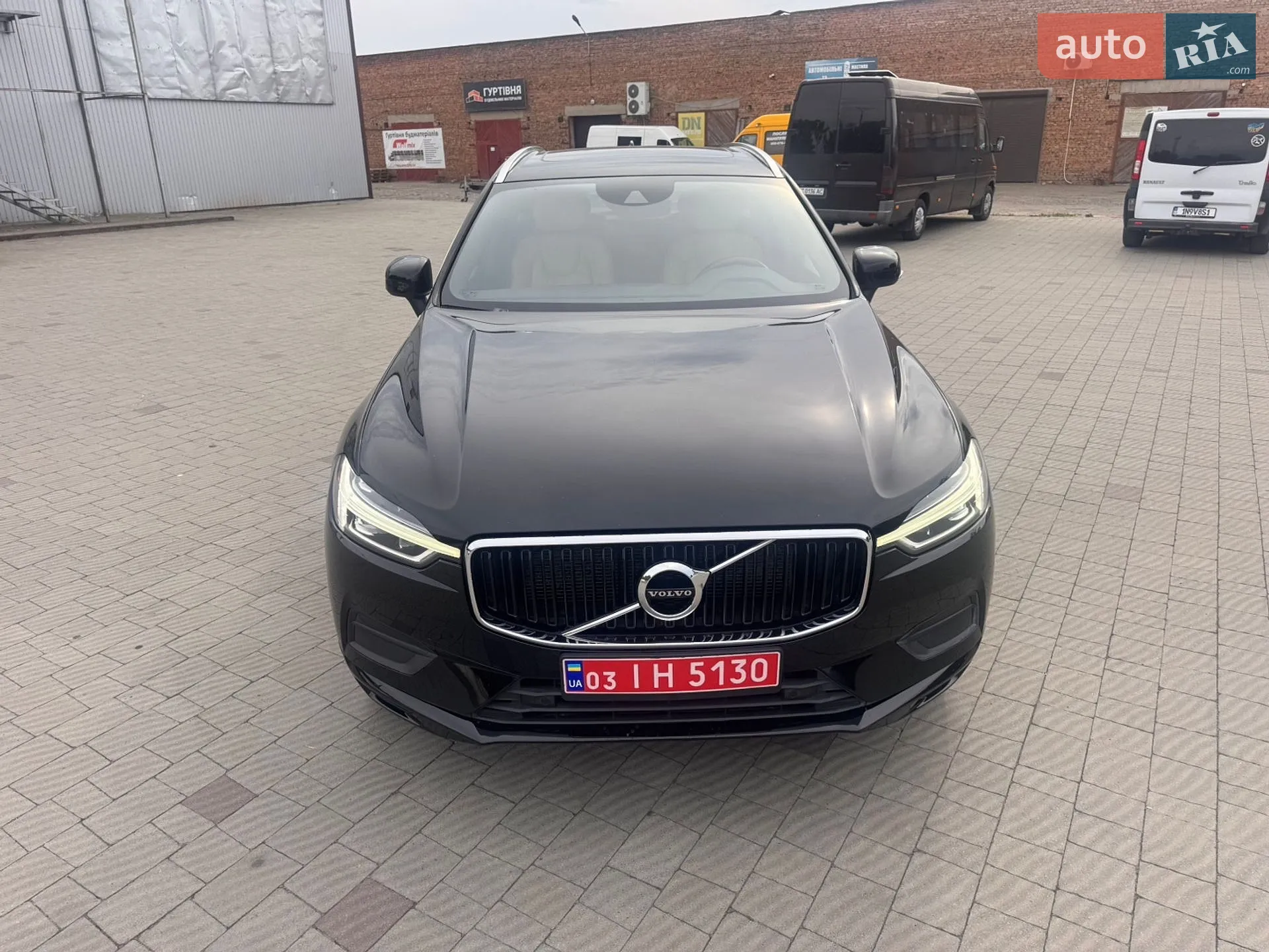 2018 Volvo XC60 - мініатюра 17