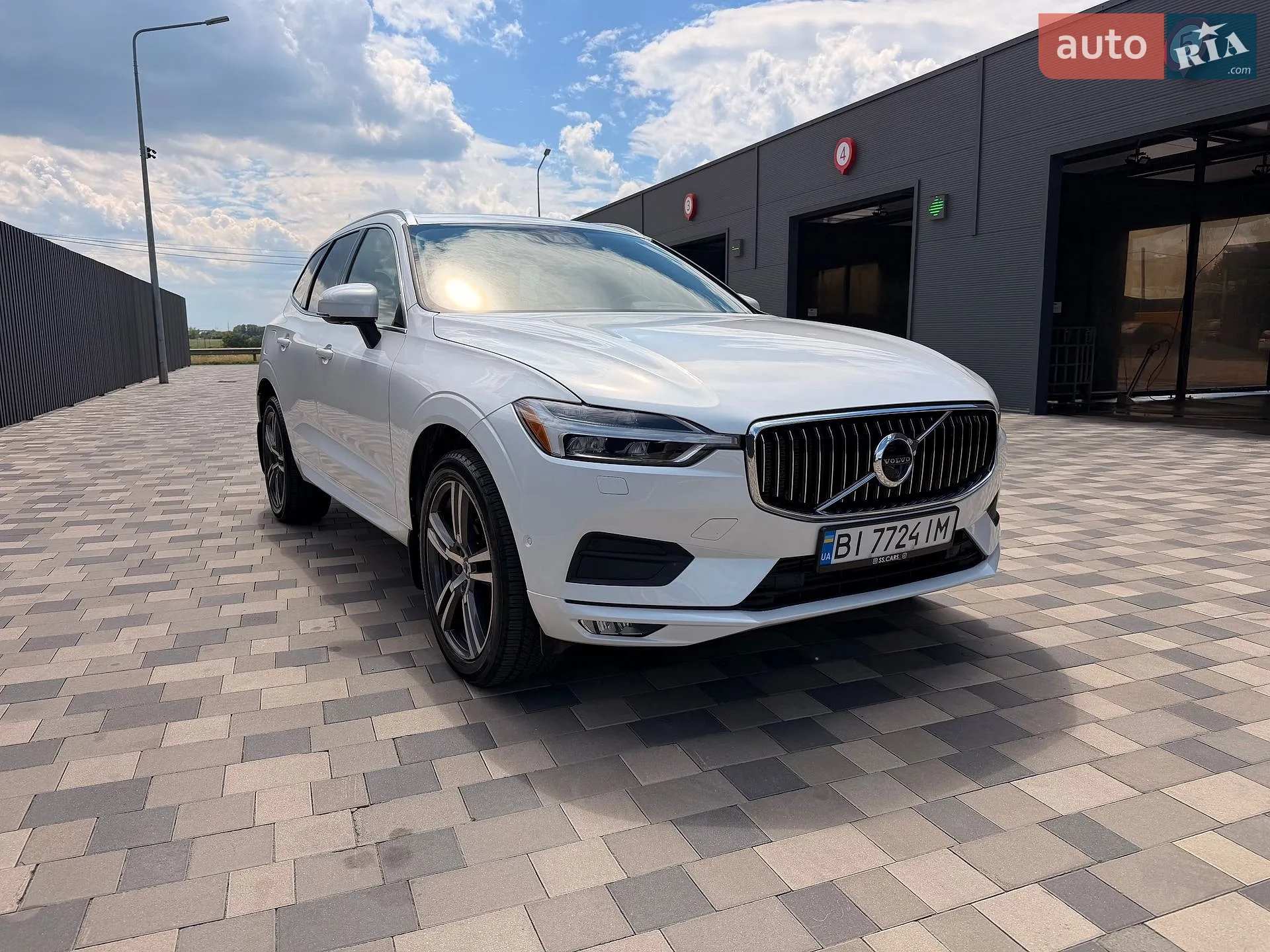 2018 Volvo XC60 - мініатюра 2