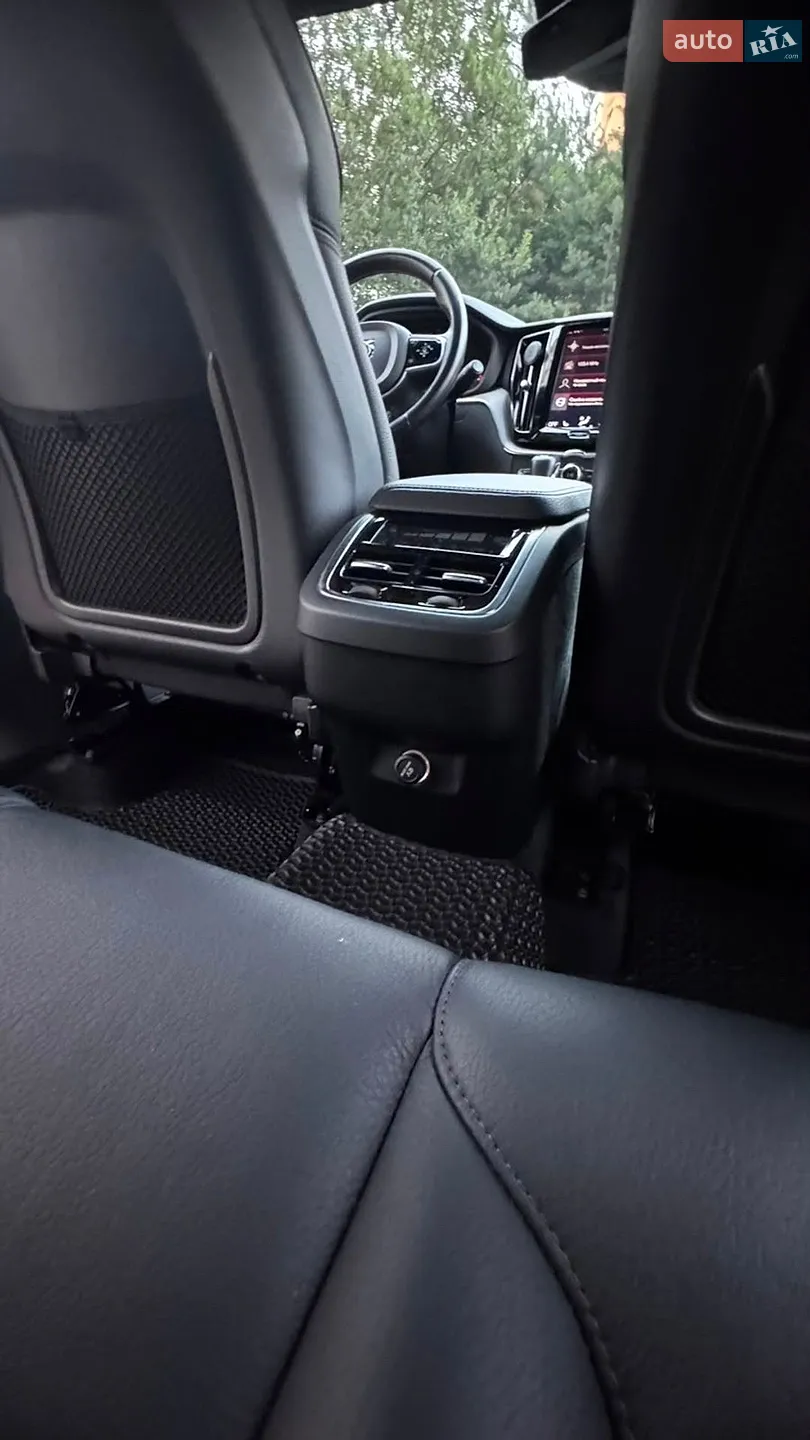 2017 Volvo XC60 - мініатюра 44