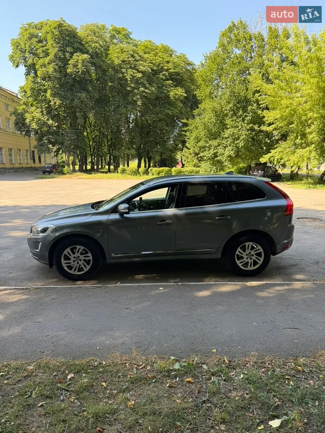 2017 Volvo XC60 - мініатюра 11