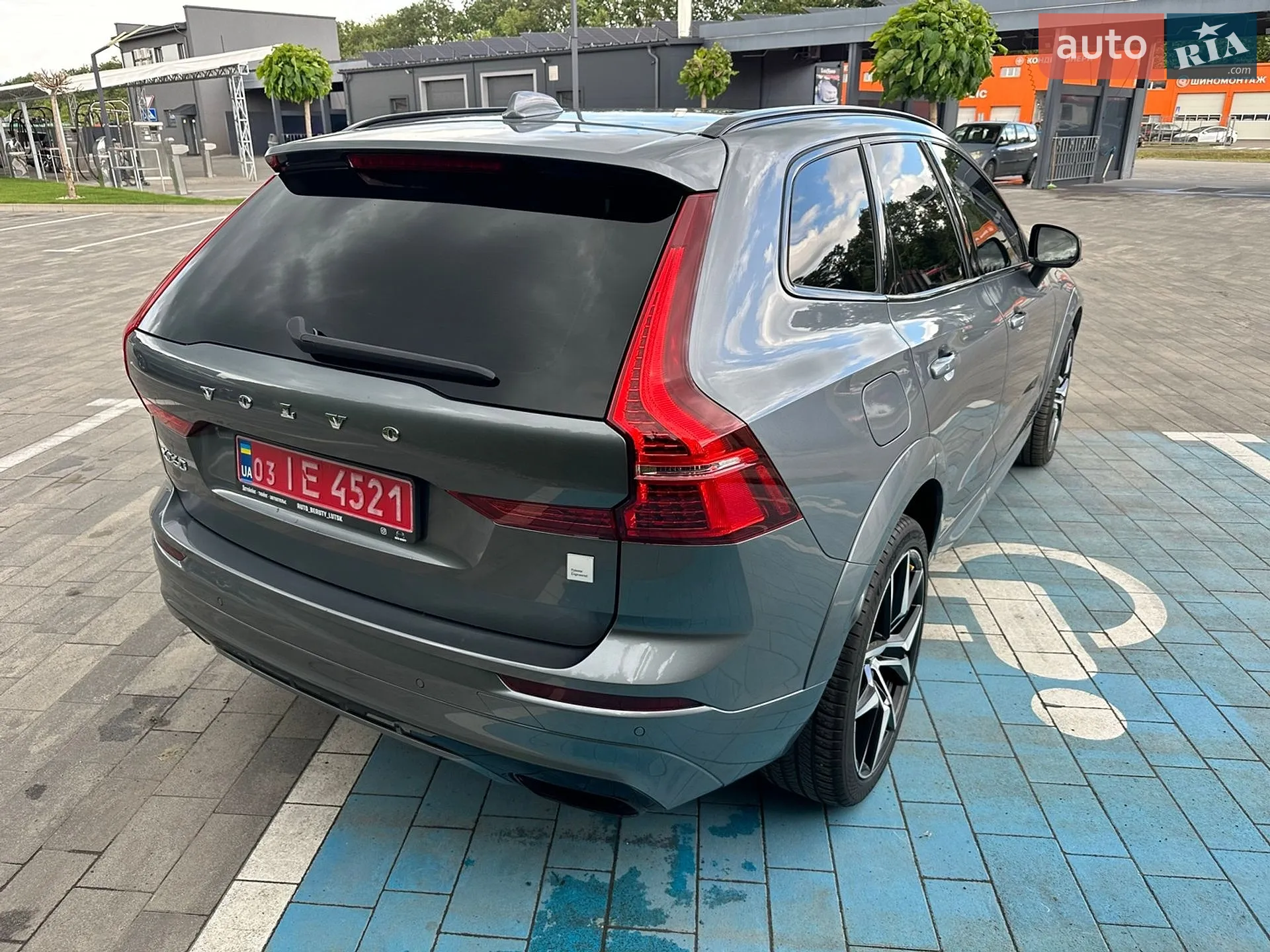 2021 Volvo XC60 - мініатюра 8