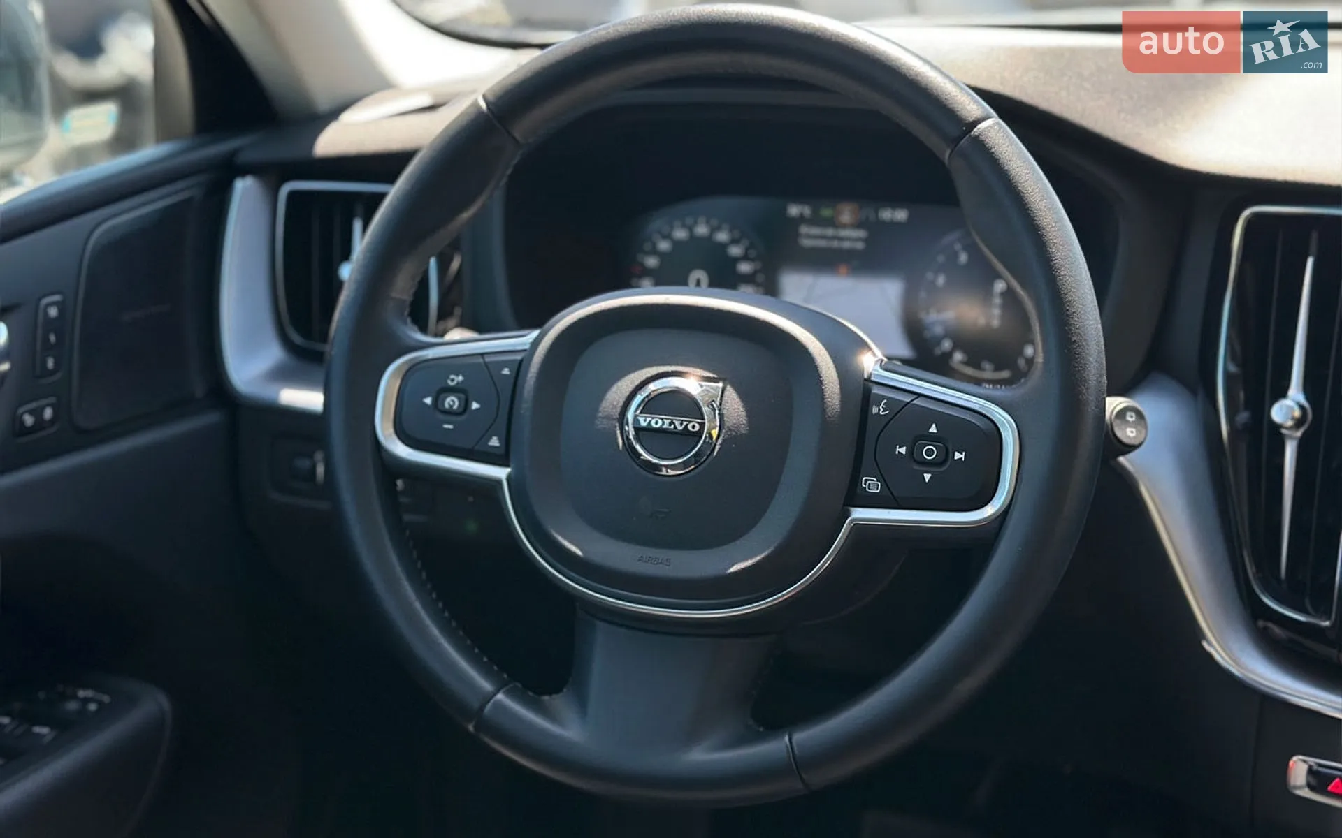 2020 Volvo XC60 - мініатюра 13