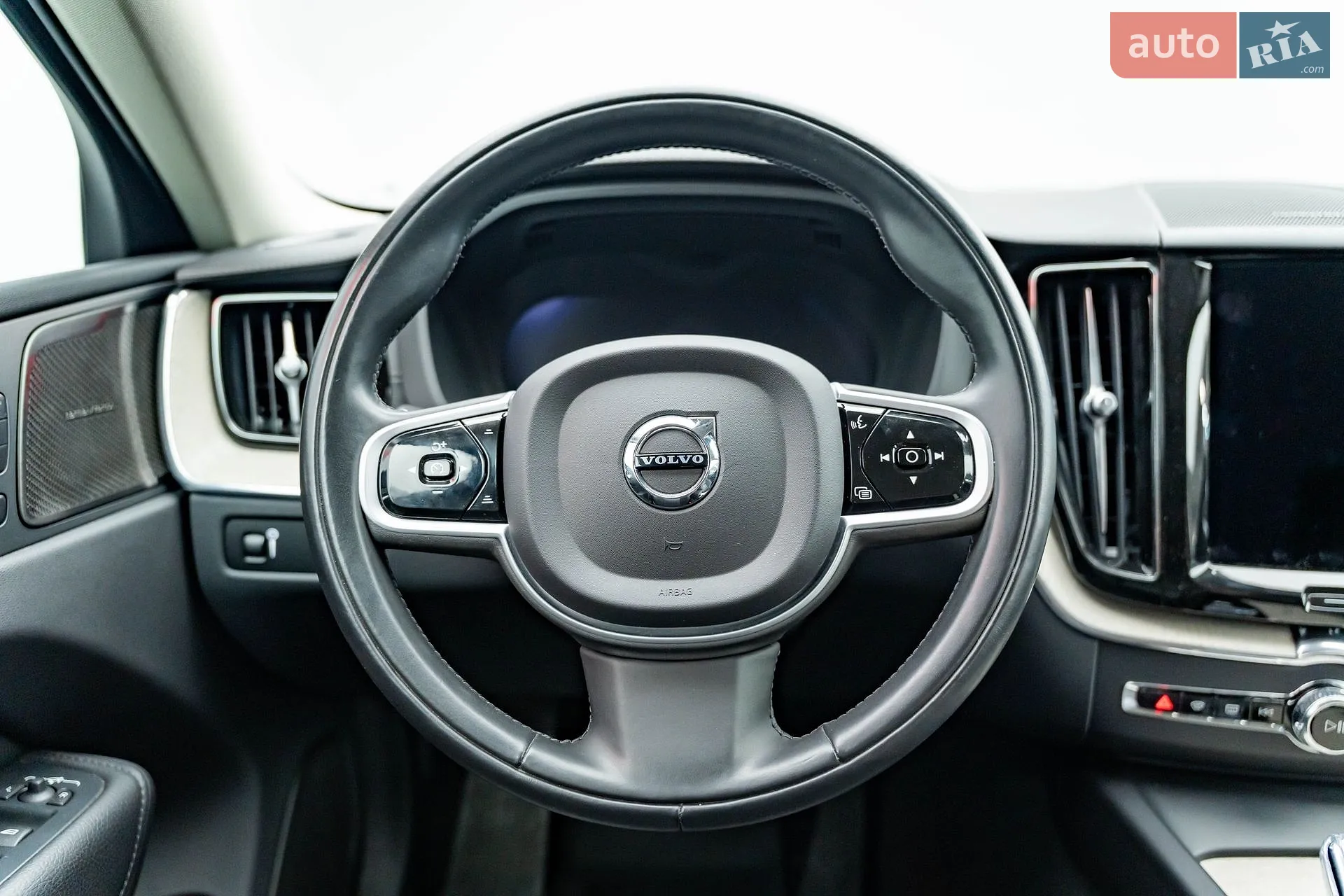 2021 Volvo XC60 - мініатюра 16
