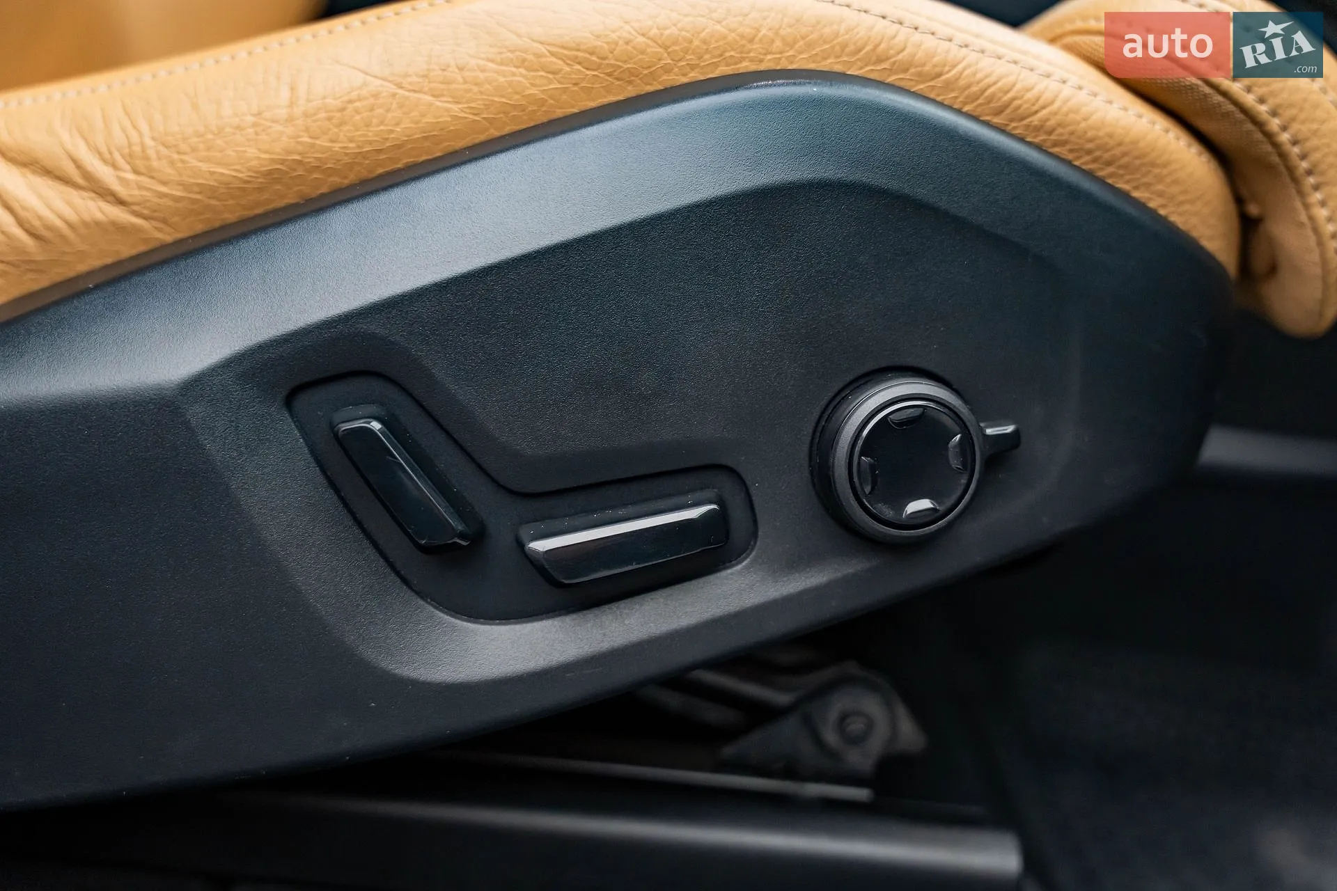 2019 Volvo XC60 - мініатюра 26