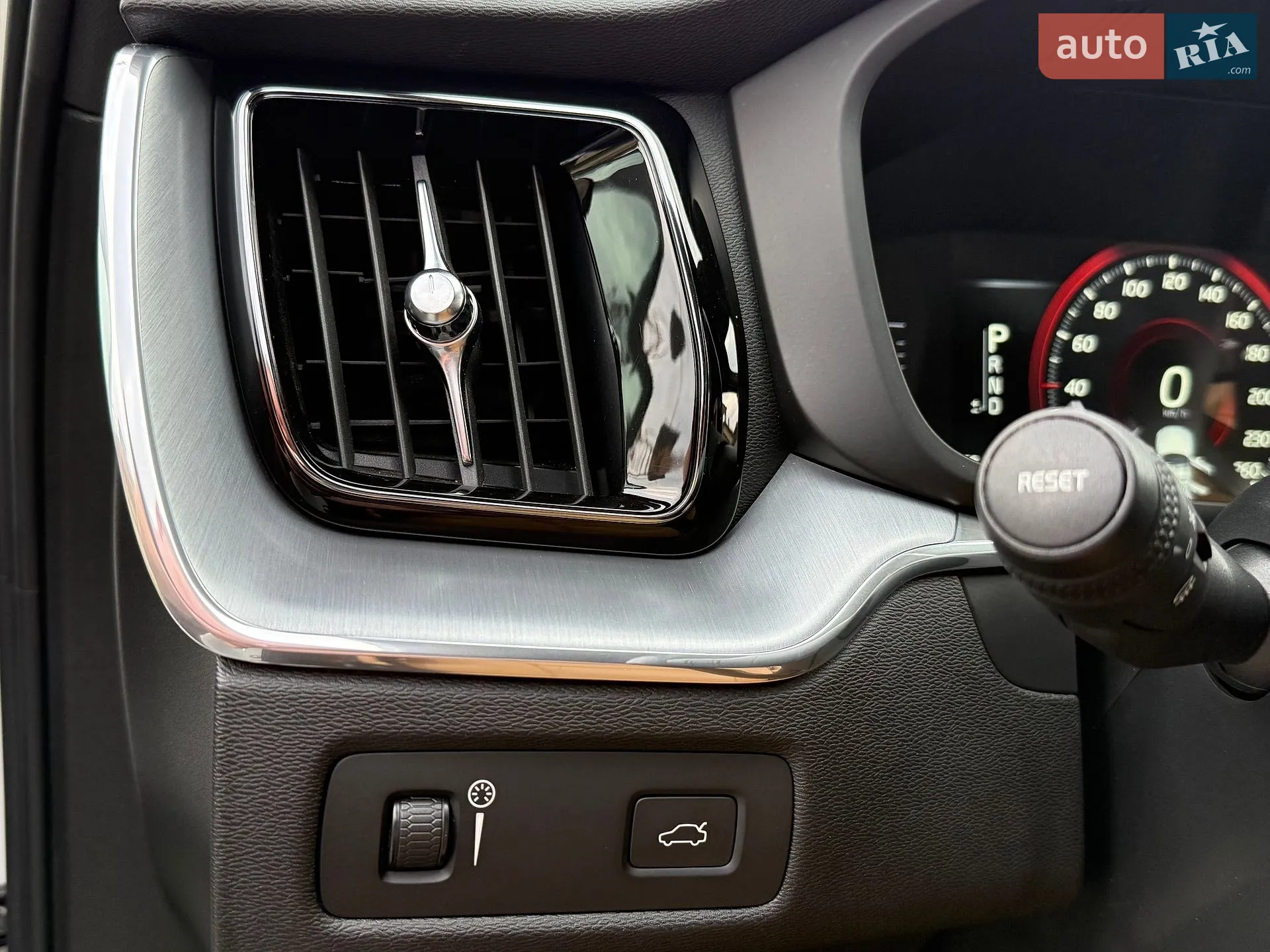 2019 Volvo XC60 - мініатюра 62