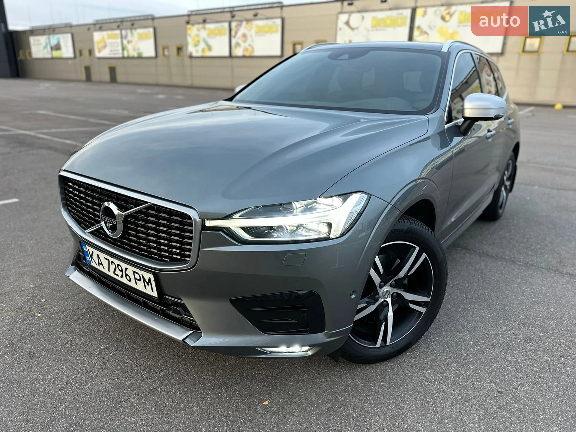 2018 Volvo XC60 - мініатюра 11