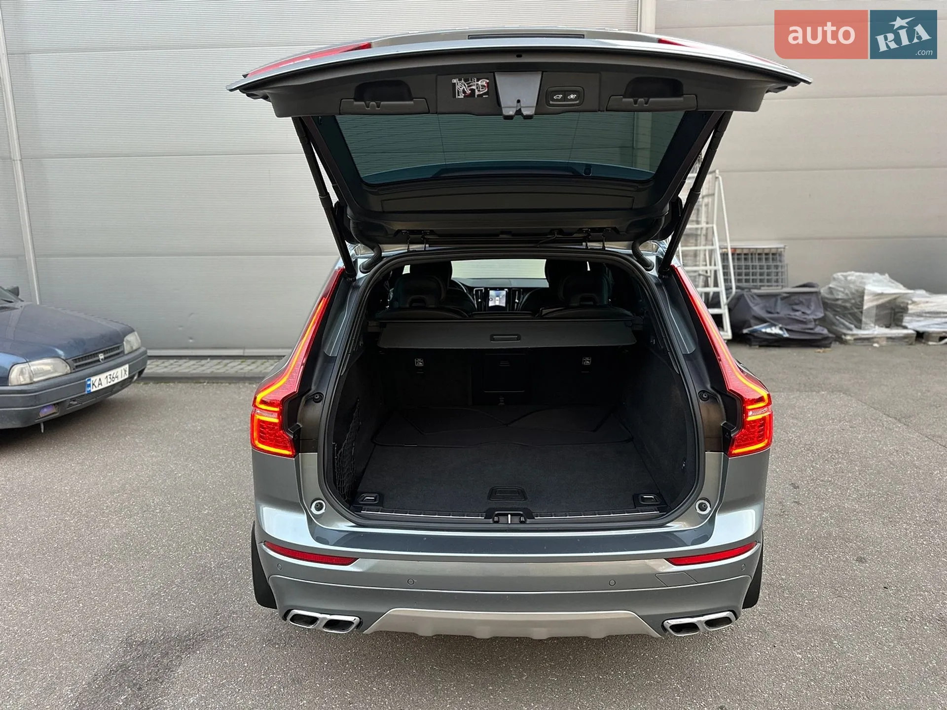 2018 Volvo XC60 - мініатюра 14