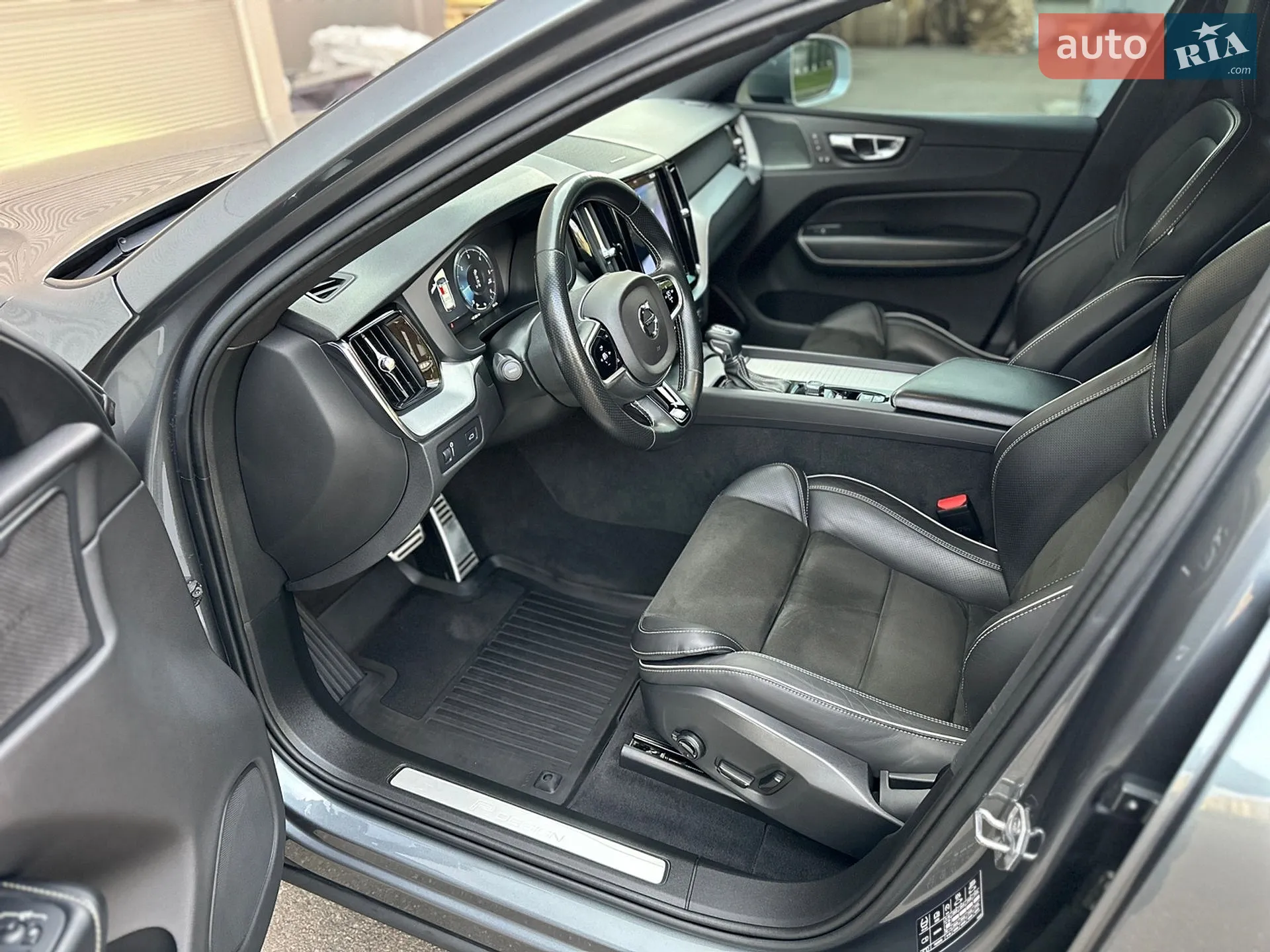 2018 Volvo XC60 - мініатюра 35