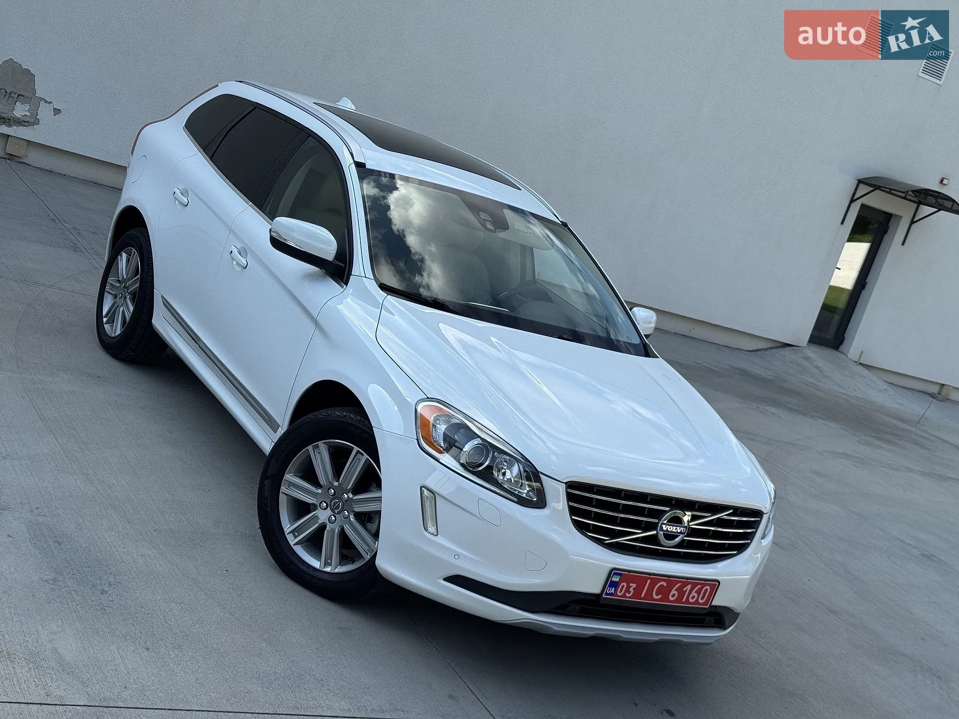 2017 Volvo XC60 - мініатюра 15