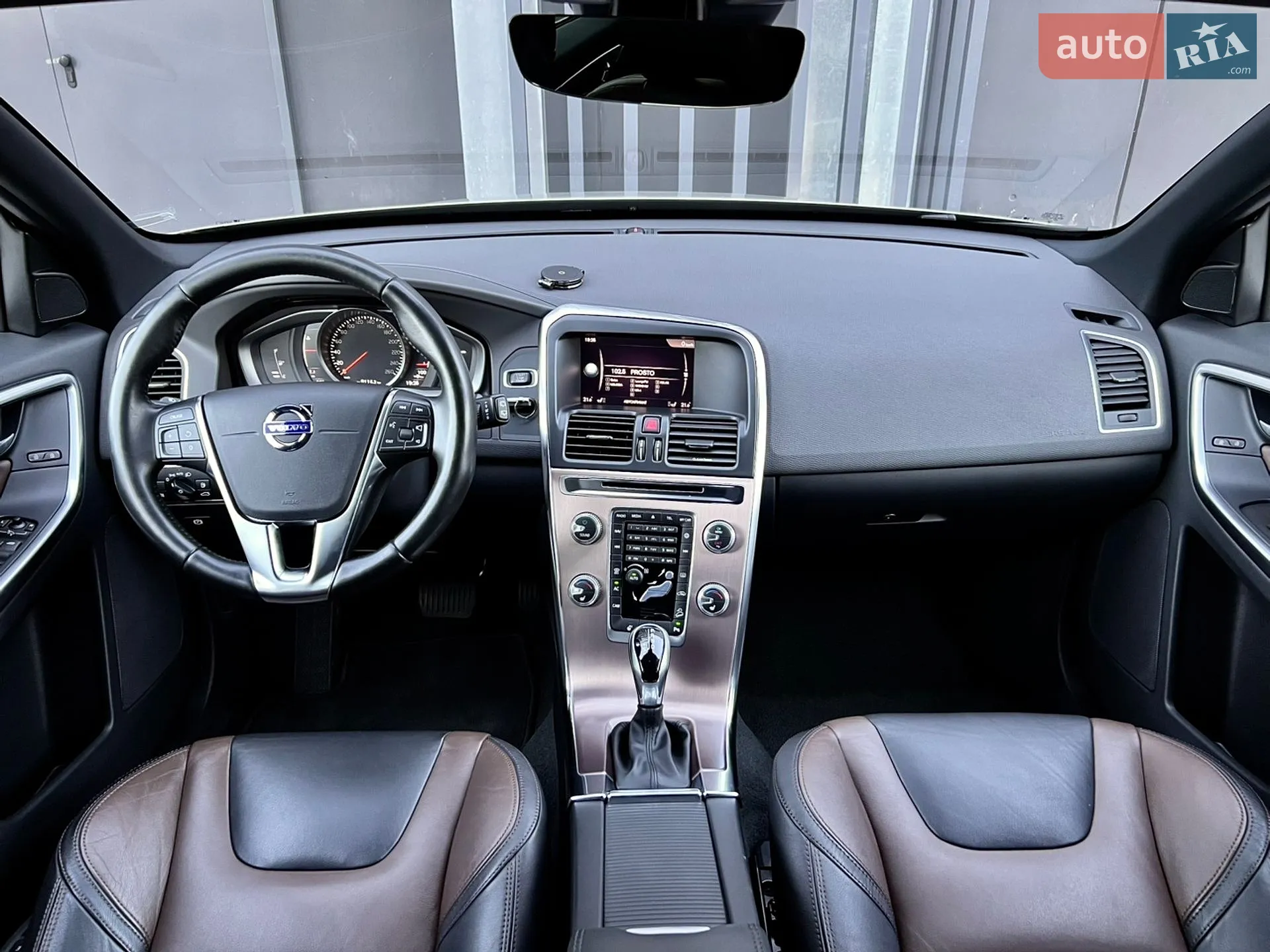 2017 Volvo XC60 - мініатюра 23