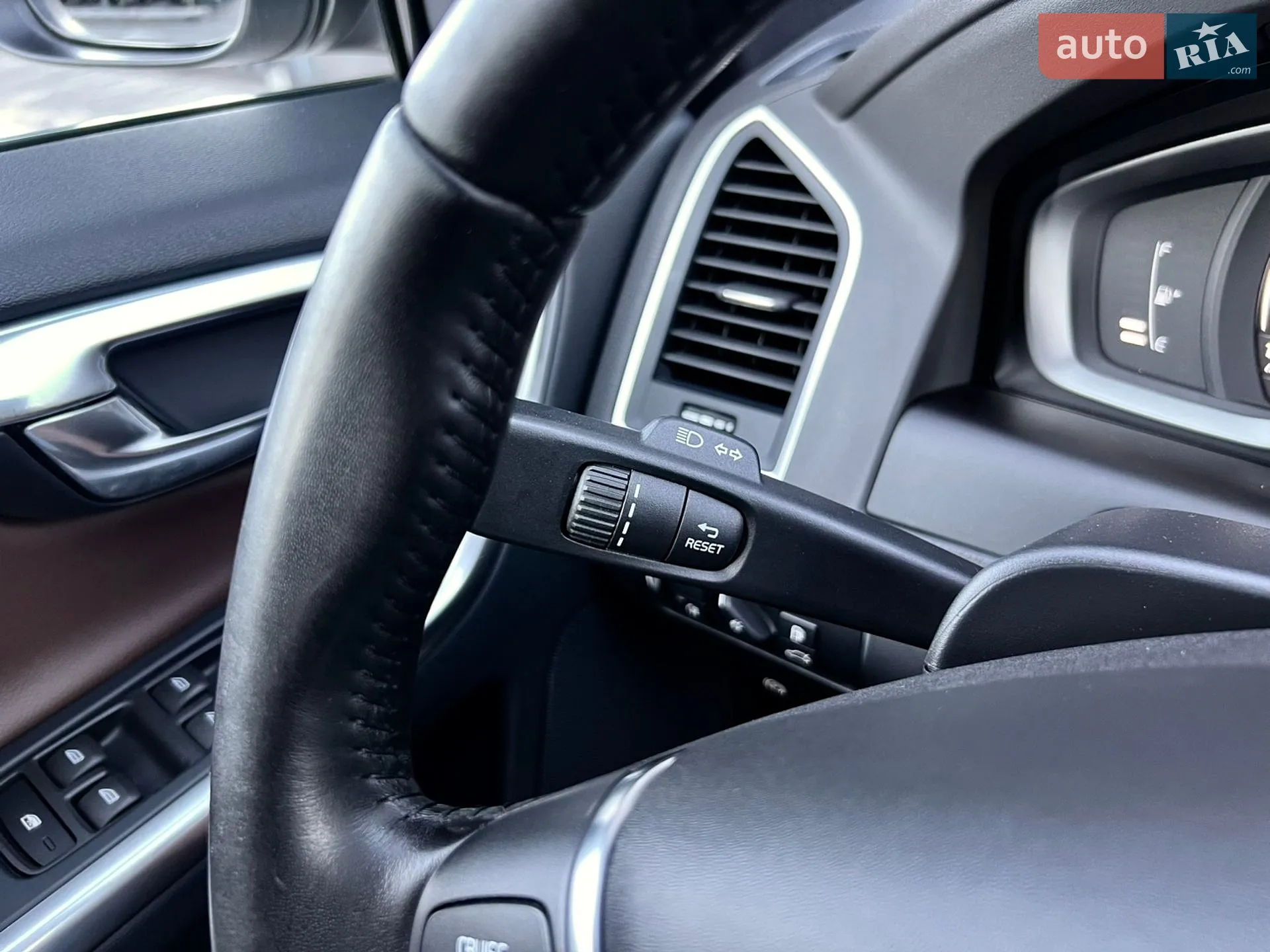 2017 Volvo XC60 - мініатюра 25