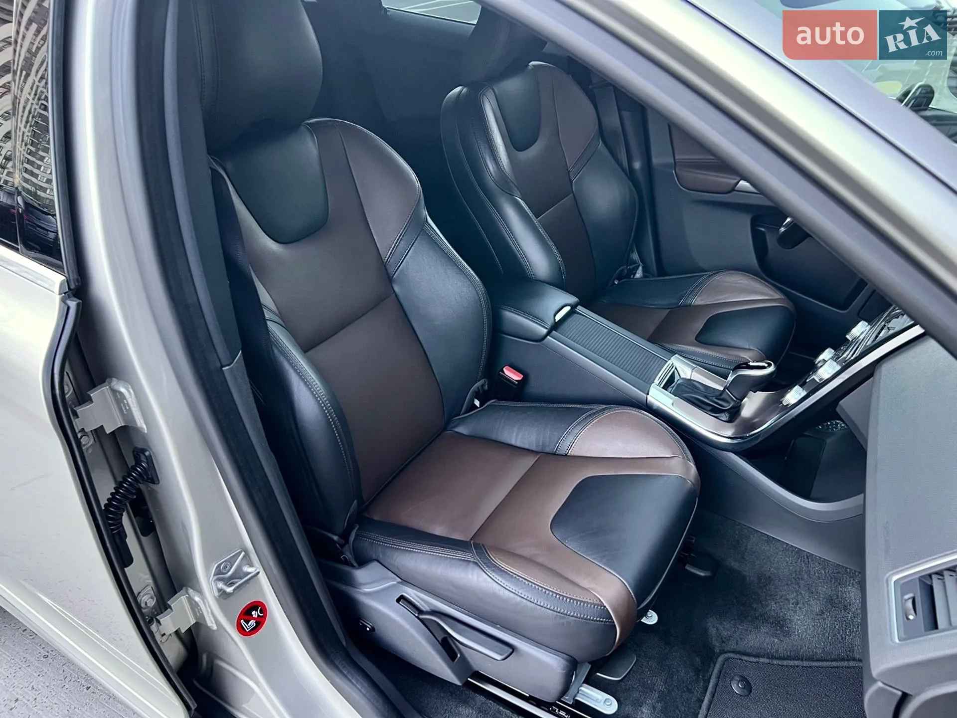 2017 Volvo XC60 - мініатюра 40