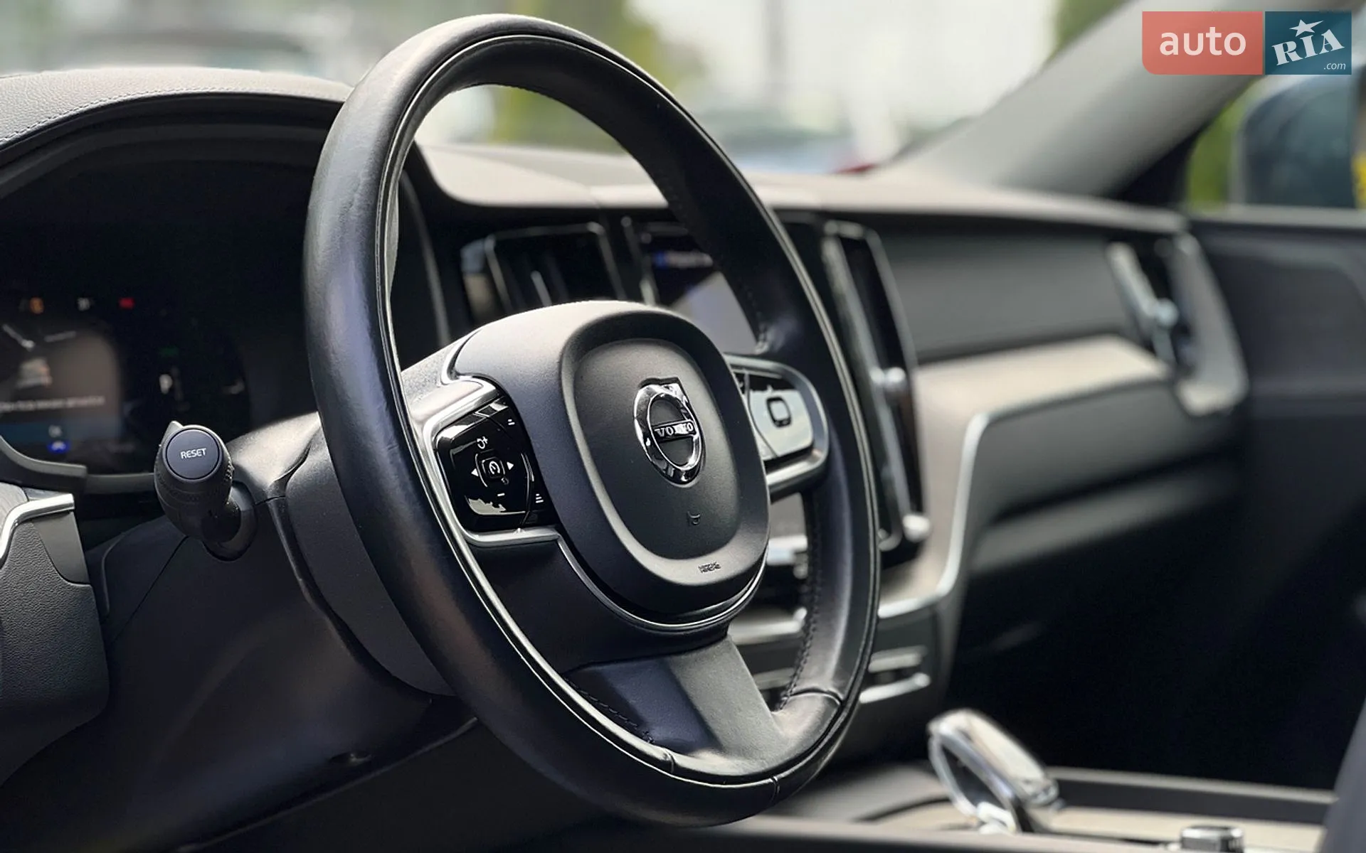 2022 Volvo XC60 - мініатюра 11