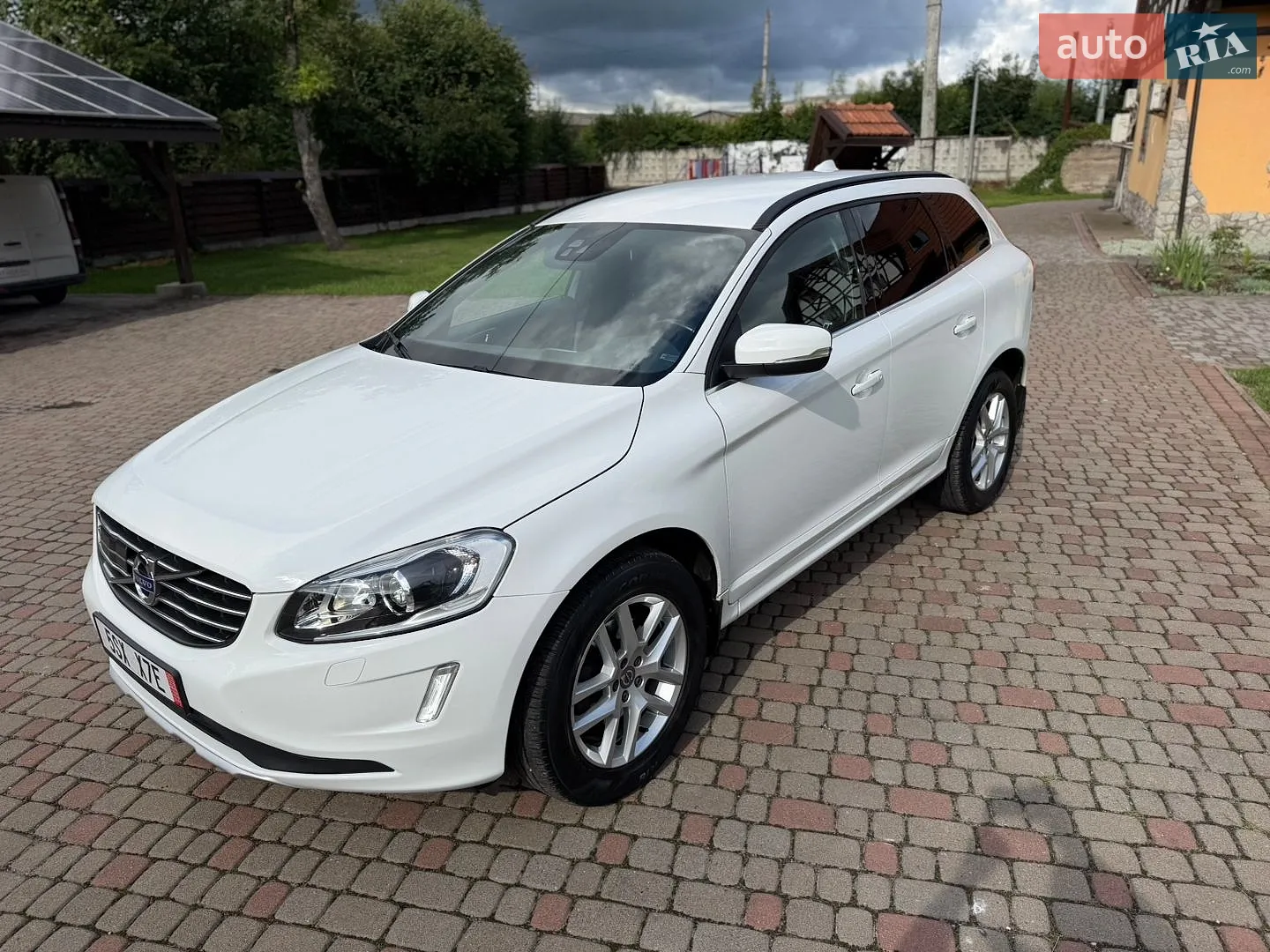2017 Volvo XC60 - мініатюра 2