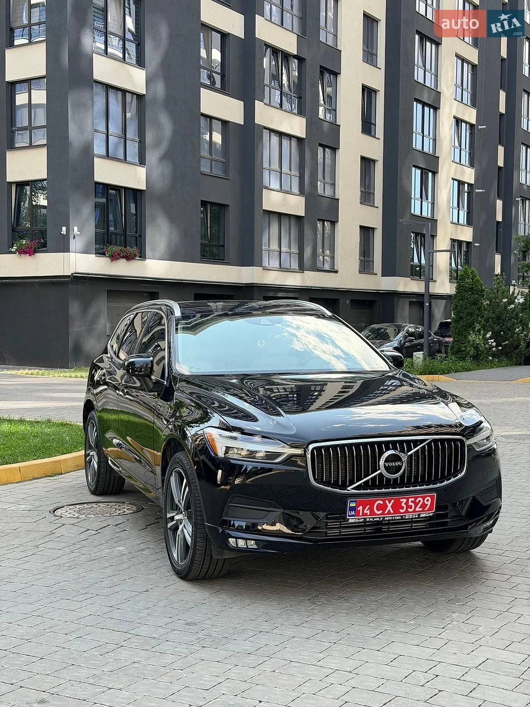 2021 Volvo XC60 - мініатюра 9