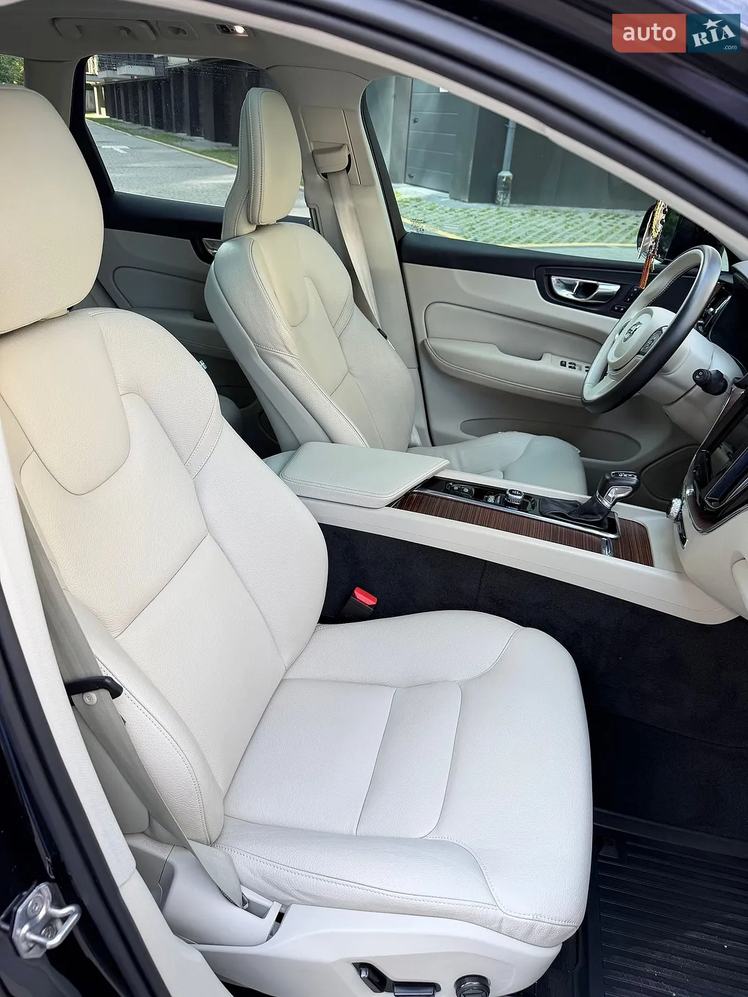 2021 Volvo XC60 - мініатюра 28