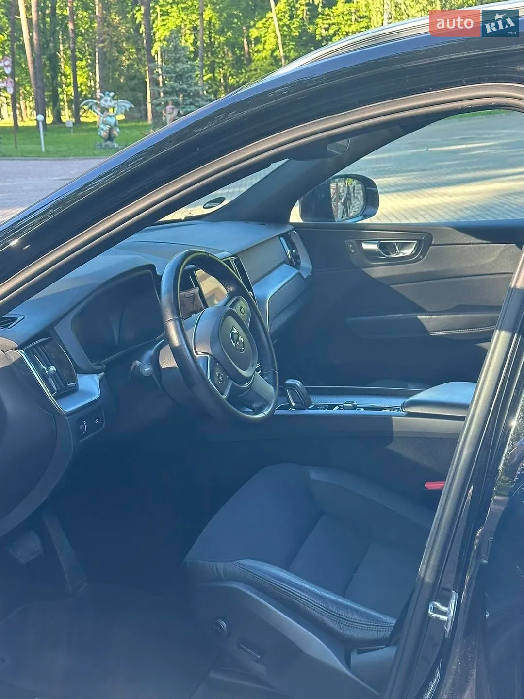 2019 Volvo XC60 - мініатюра 11