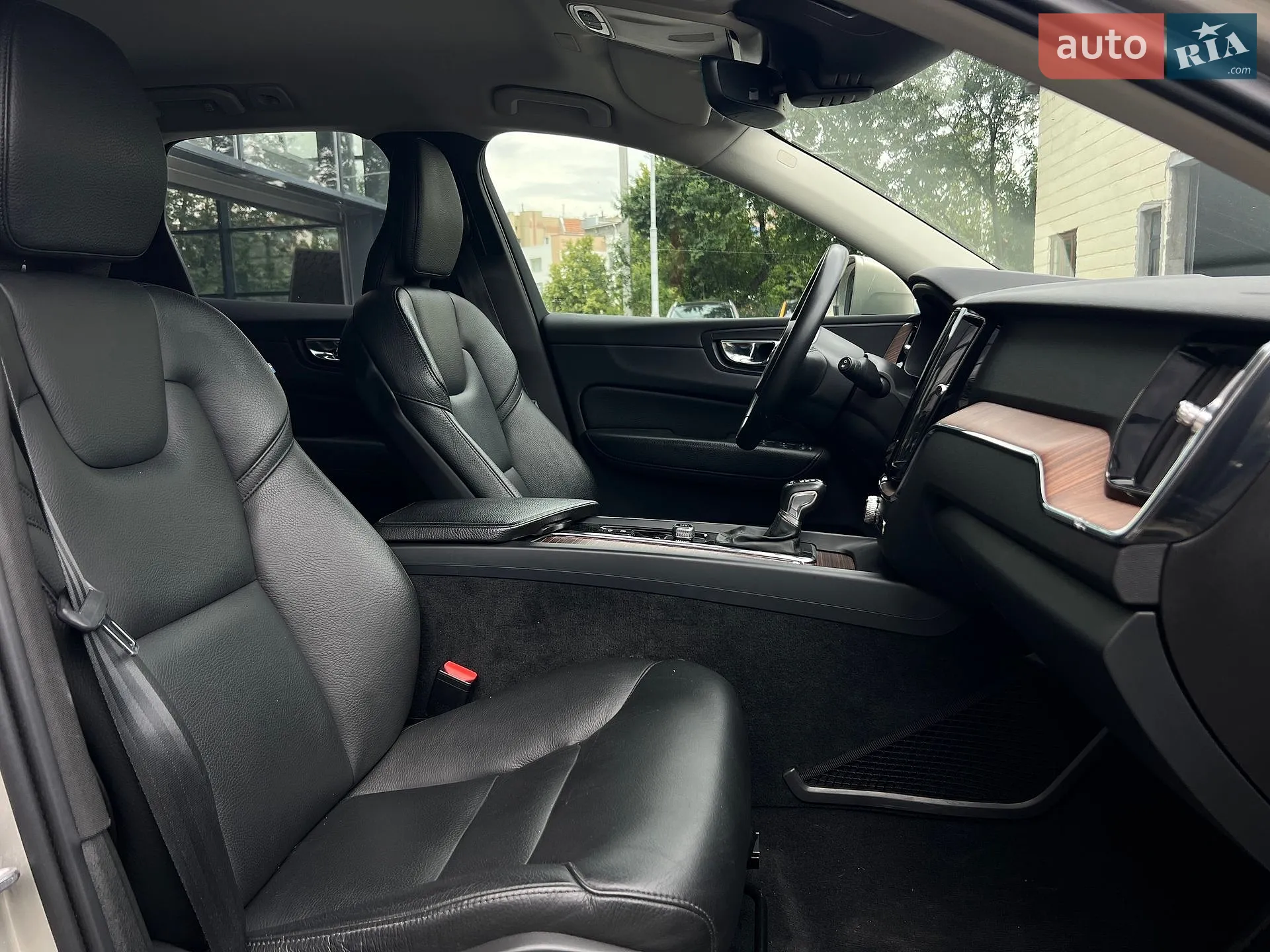 2020 Volvo XC60 - мініатюра 23