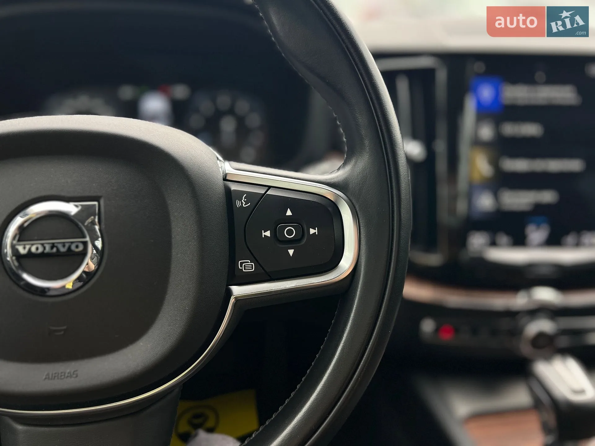 2020 Volvo XC60 - мініатюра 13