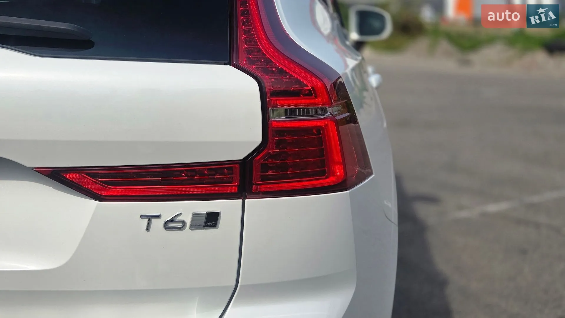 2018 Volvo XC60 - мініатюра 14