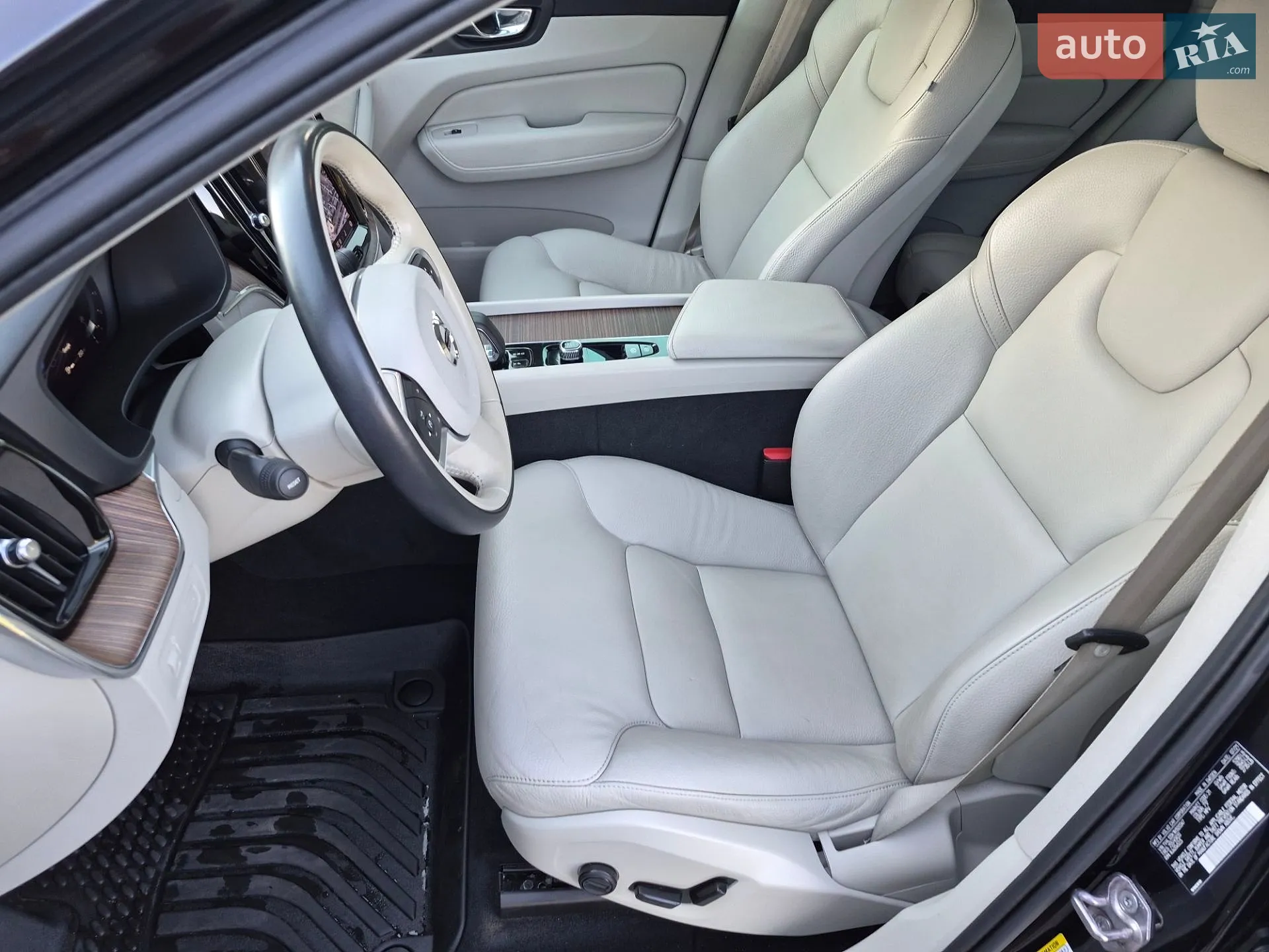2021 Volvo XC60 - мініатюра 17