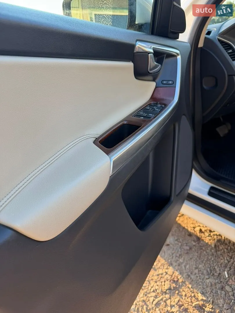2016 Volvo XC60 - мініатюра 11