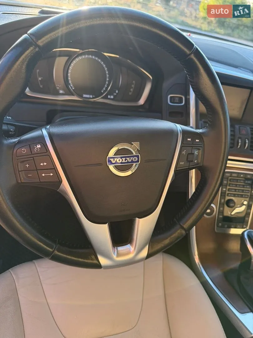 2016 Volvo XC60 - мініатюра 15