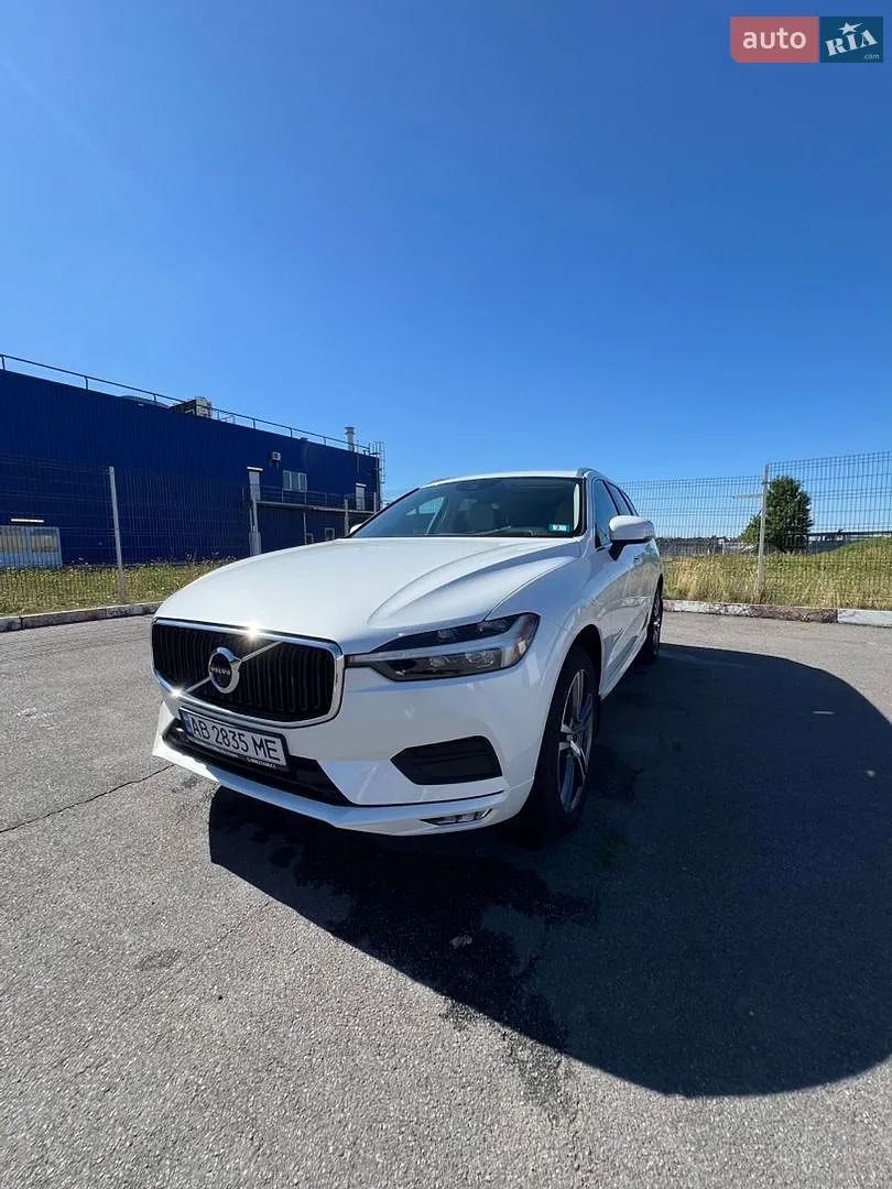 2021 Volvo XC60 - фото 1