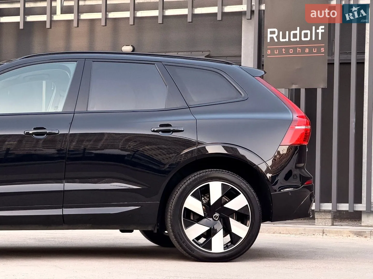 2024 Volvo XC60 - мініатюра 17