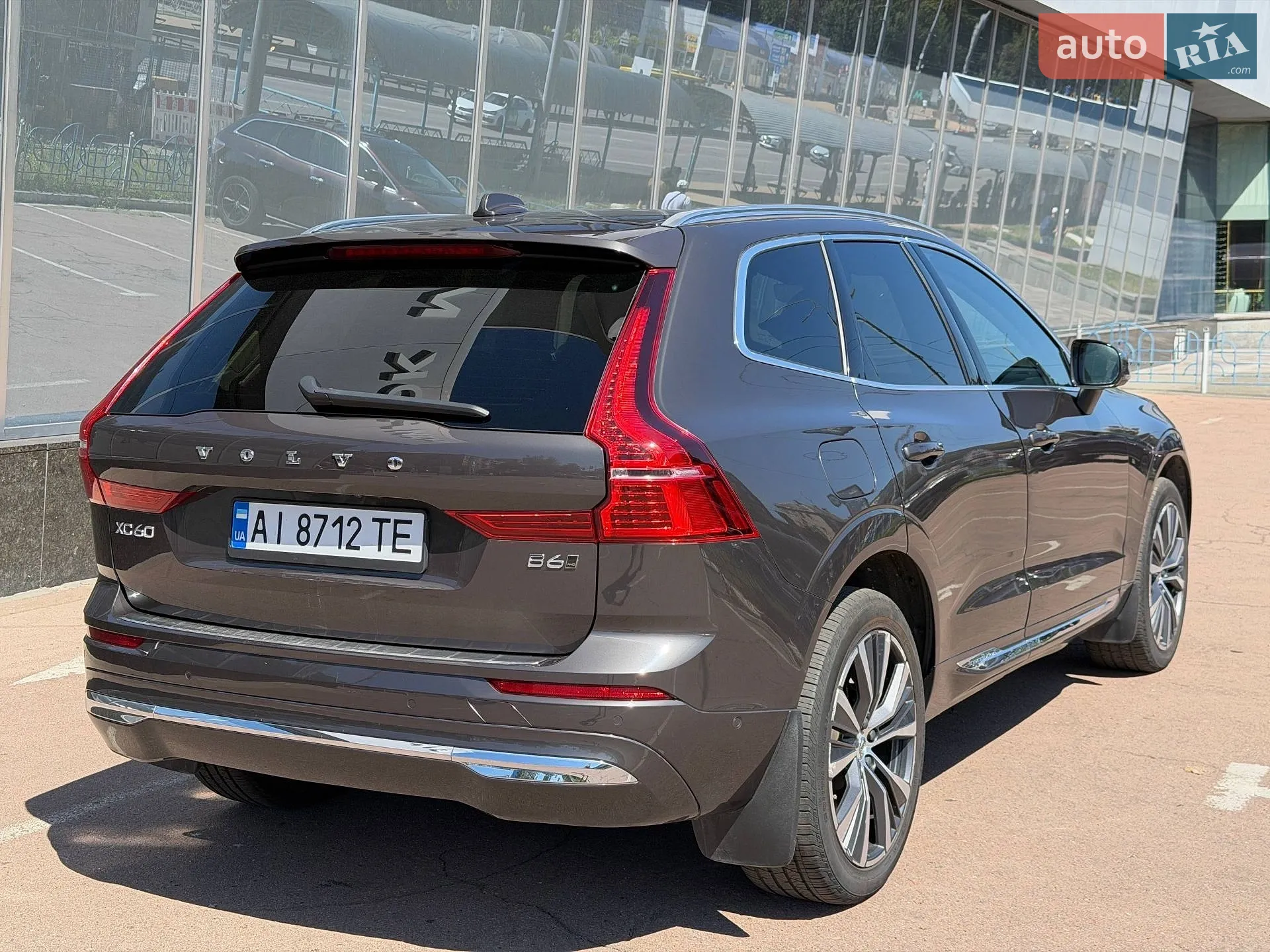 2021 Volvo XC60 - мініатюра 4